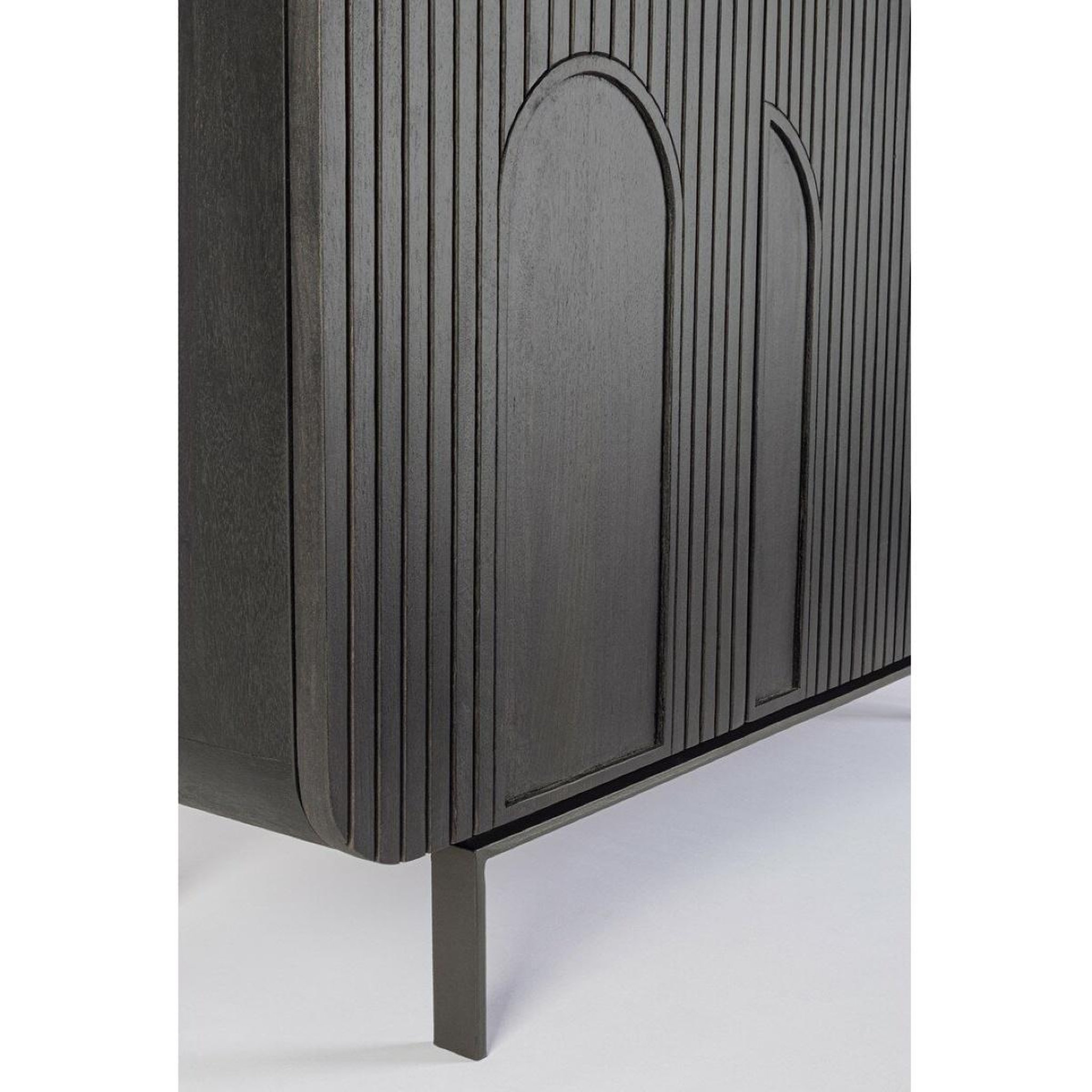 Voir la diapositive 4 : JLC KREATION Petit buffet 3 portes en manguier noir mira 150cm