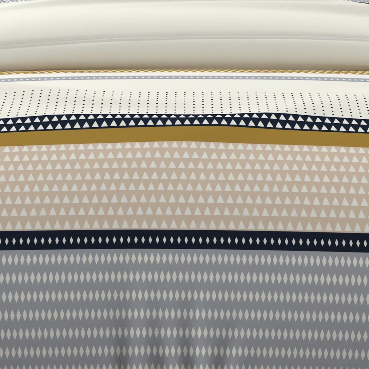 SOLEIL D'OCRE Parure housse de couette coton 57 fils THALES, par Soleil d'ocre