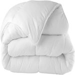 Home collection Couette 450 gr/m2 100 % polyester. Coloris disponibles : Blanc