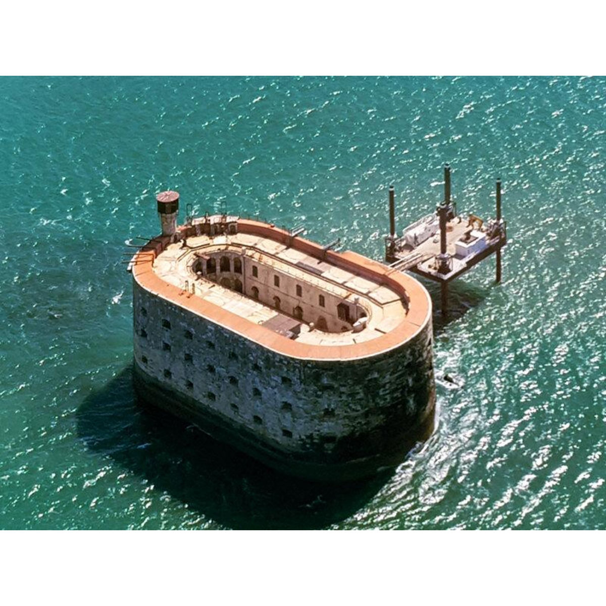 Smartbox Vol de 30 minutes en ULM multiaxe au-dessus du fort Boyard et de l'île d'Oléron pour 1 personne - Coffret Cadeau Sport & Aventure