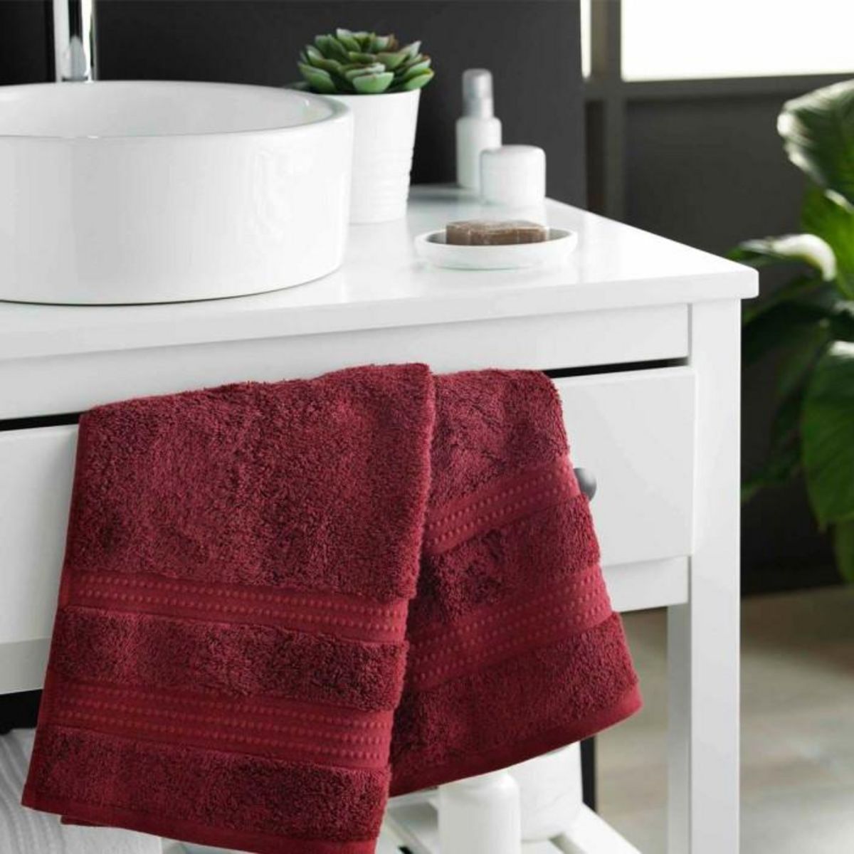 Paris Prix Serviette de Toilette  Excellence  50x90cm Bordeaux