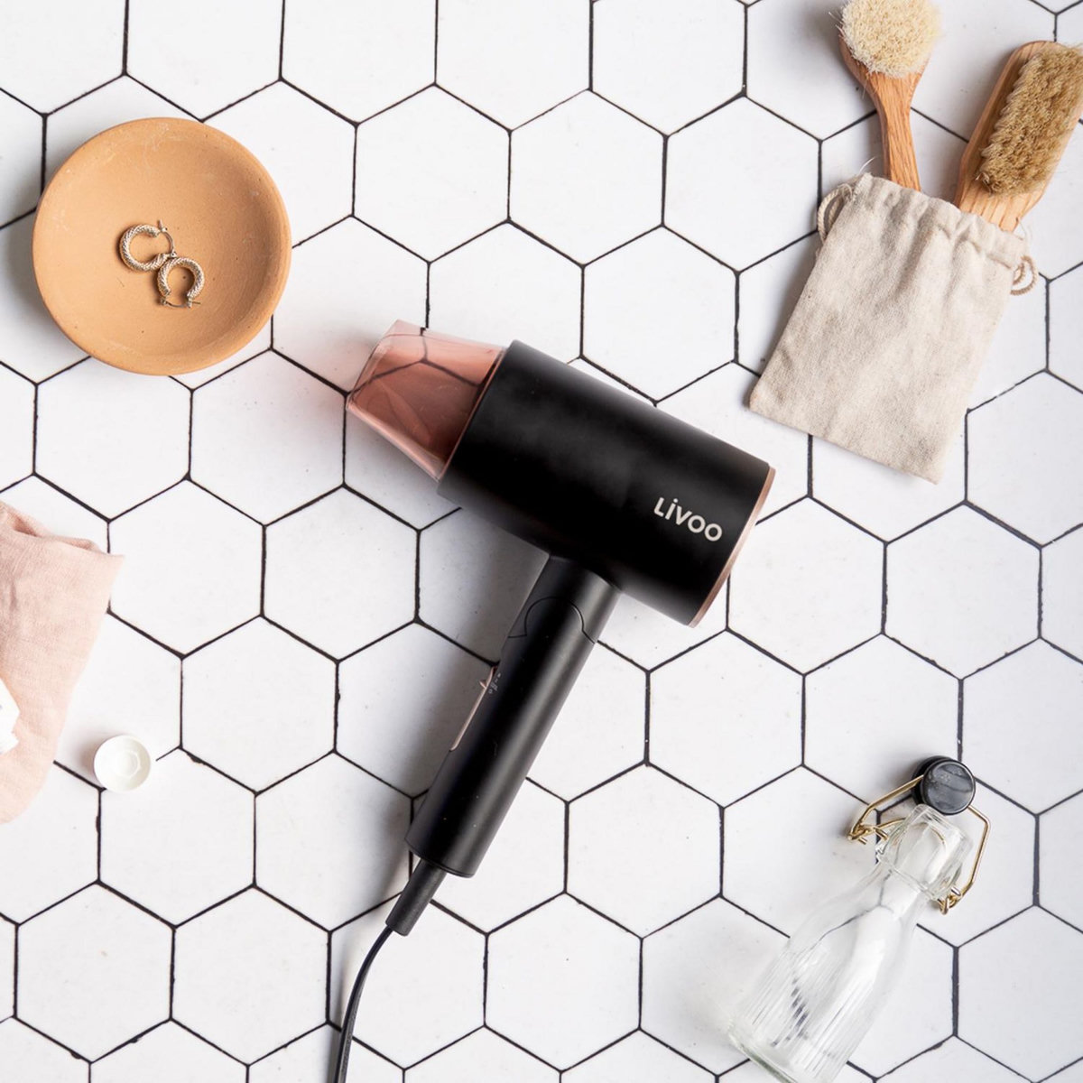 LIVOO Sèche-cheveux 1600w ionique noir/rose - dos173