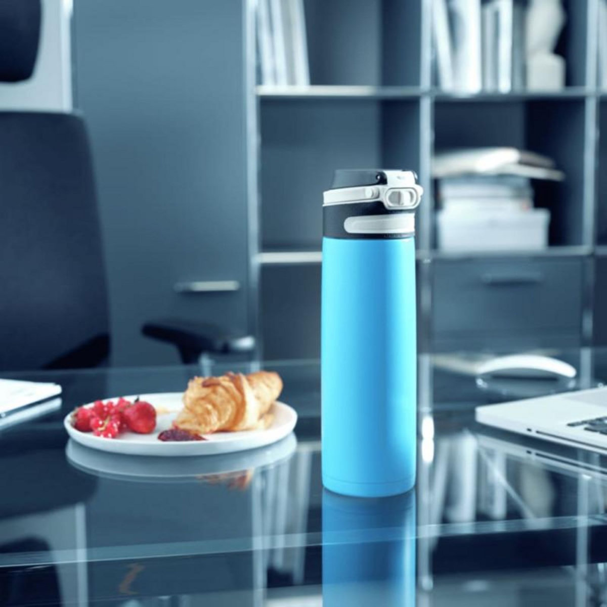 Leifheit Leifheit Bouteille thermos Flip 600 ml Bleu marine