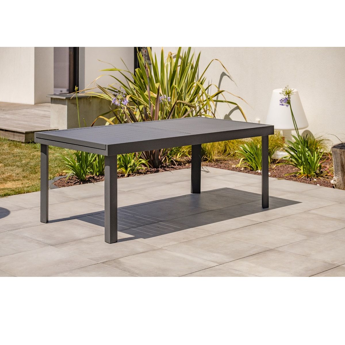 DCB GARDEN Table de jardin - Aluminium - Gris - COPENHAGUE
