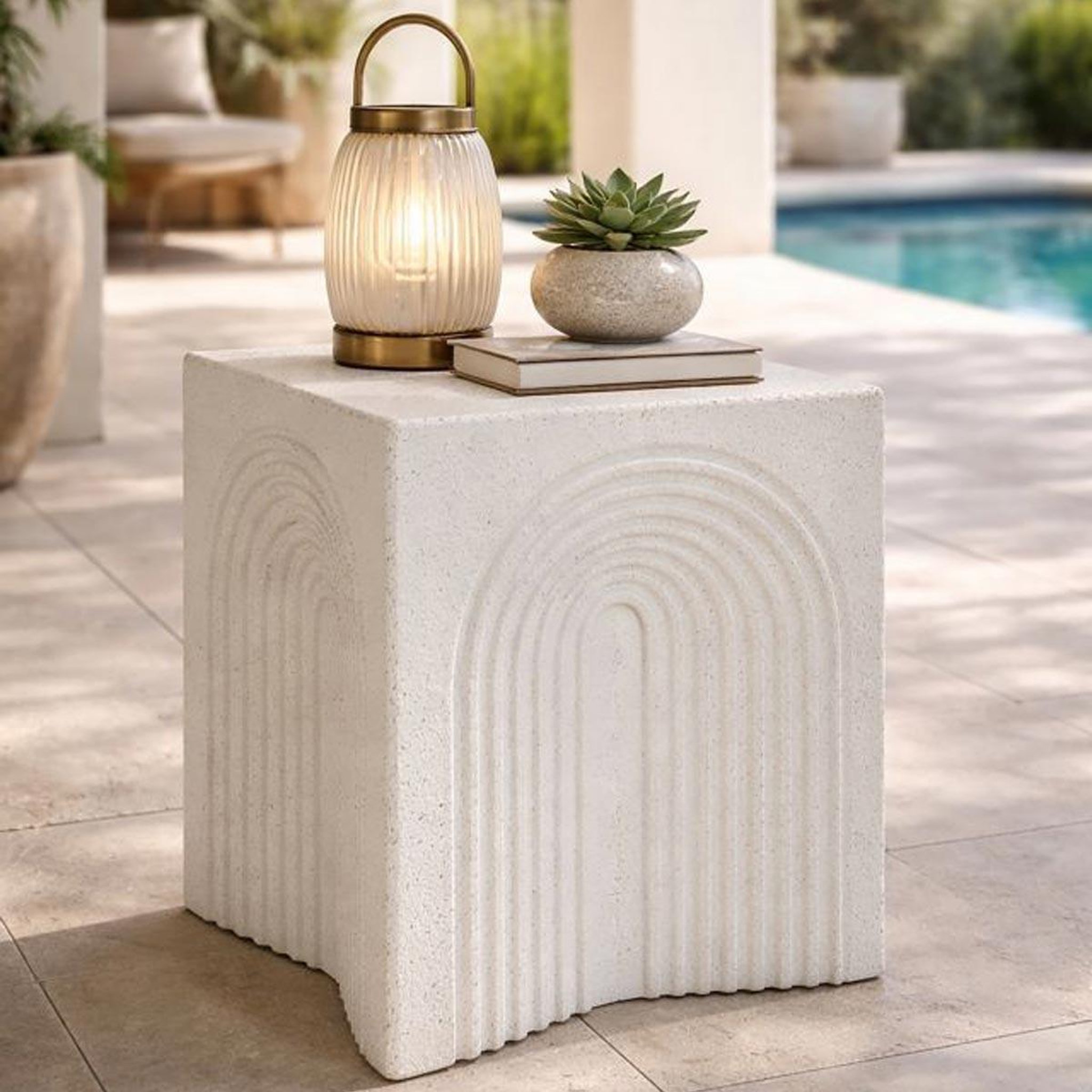 Voir la diapositive 4 : Paris Prix Table d'appoint design  arc  50cm blanc