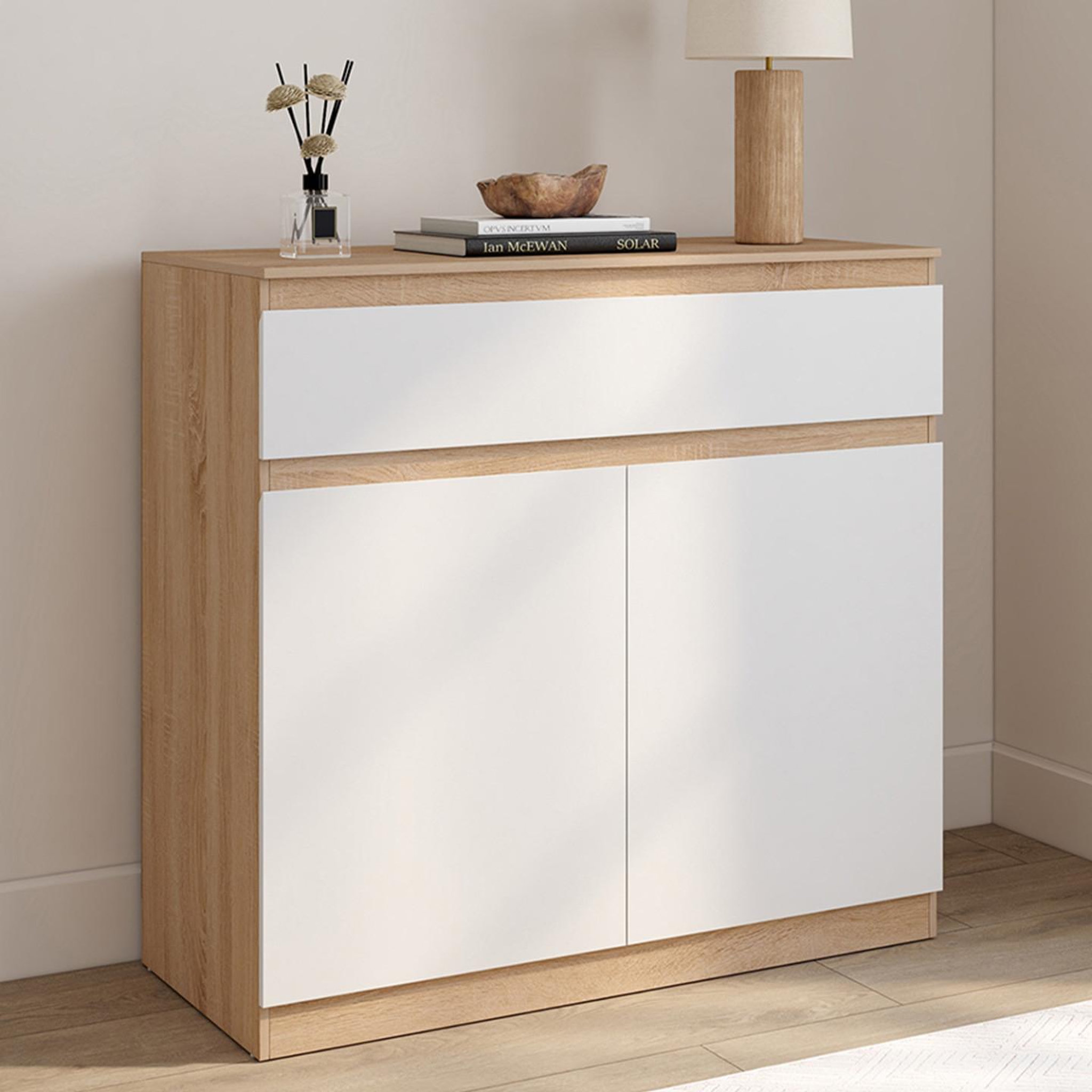 Voir la diapositive 2 : ID MARKET Armoire à chaussures 12 paires tomi 2 portes et 1 tiroir façon hêtre et blanc