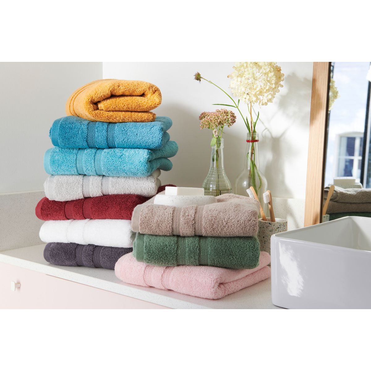 ACTUEL Serviette de toilette unie en coton 500gsm EXTRA FINE