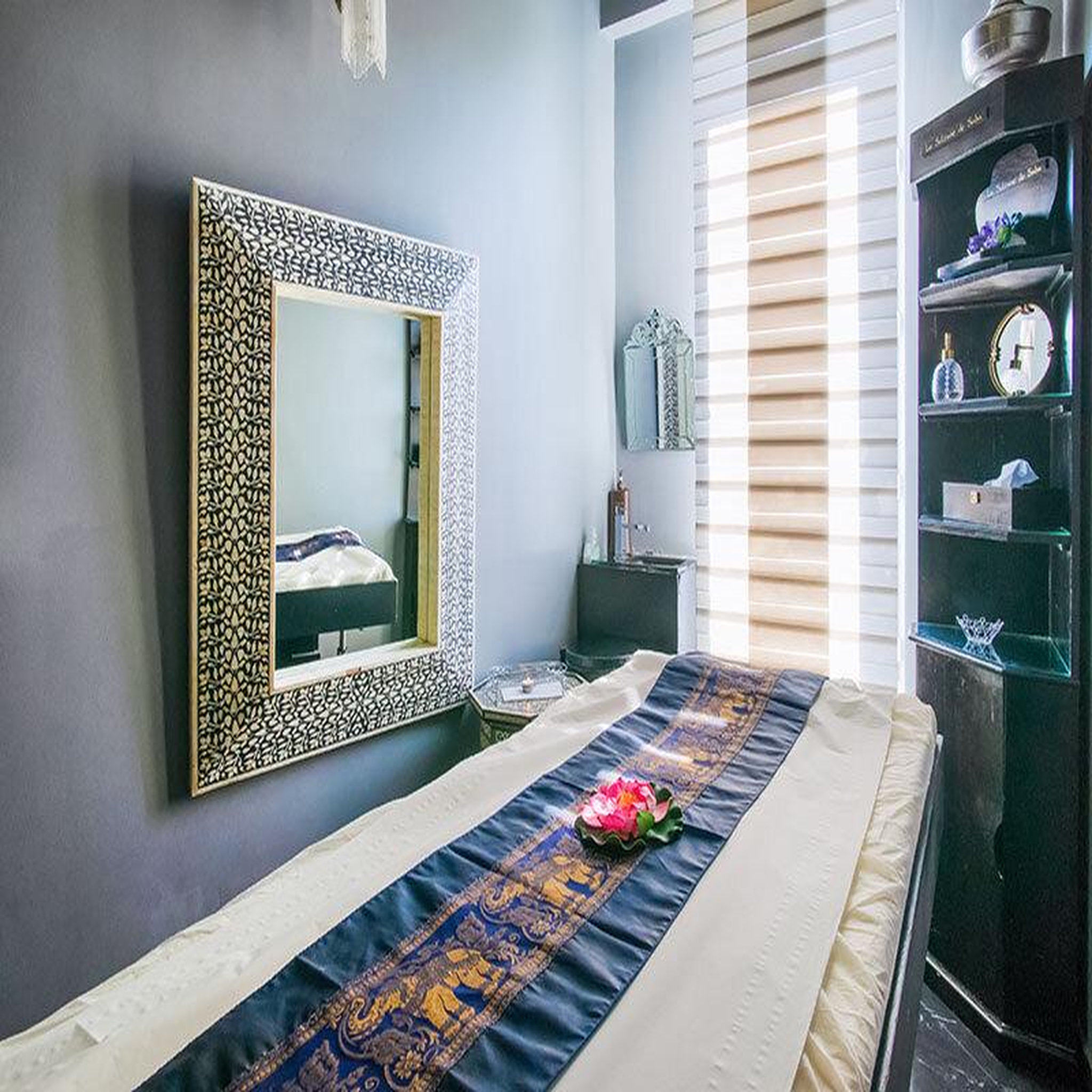 Voir la diapositive 3 : Smartbox Parenthèse détente à deux avec massage, gommage et accès au hammam - coffret cadeau bien-être