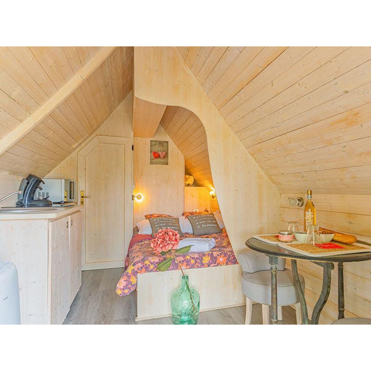 Smartbox 2 jours insolites en cabane au milieu des vignes près d'Angoulême - Coffret Cadeau Séjour