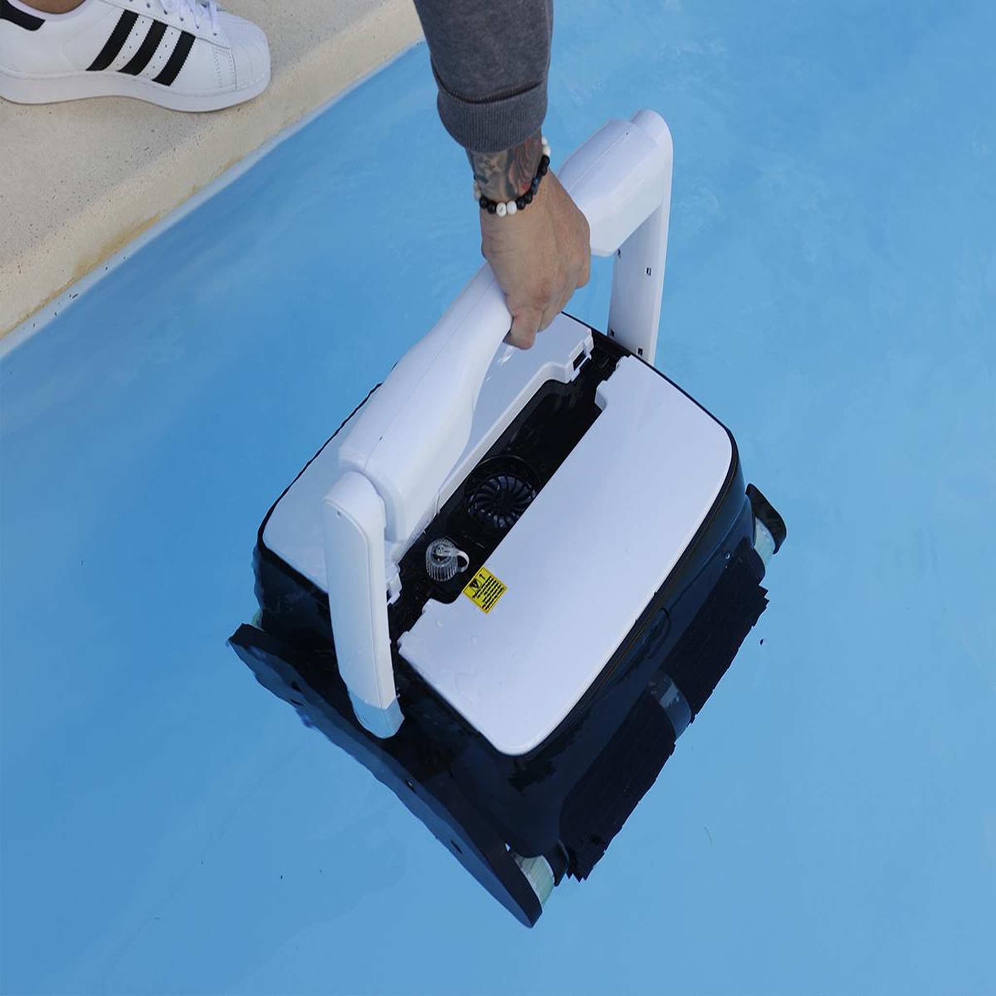 Voir la diapositive 3 : Ubbink Robot de piscine sans fil robotclean accu xl pro - ubbink