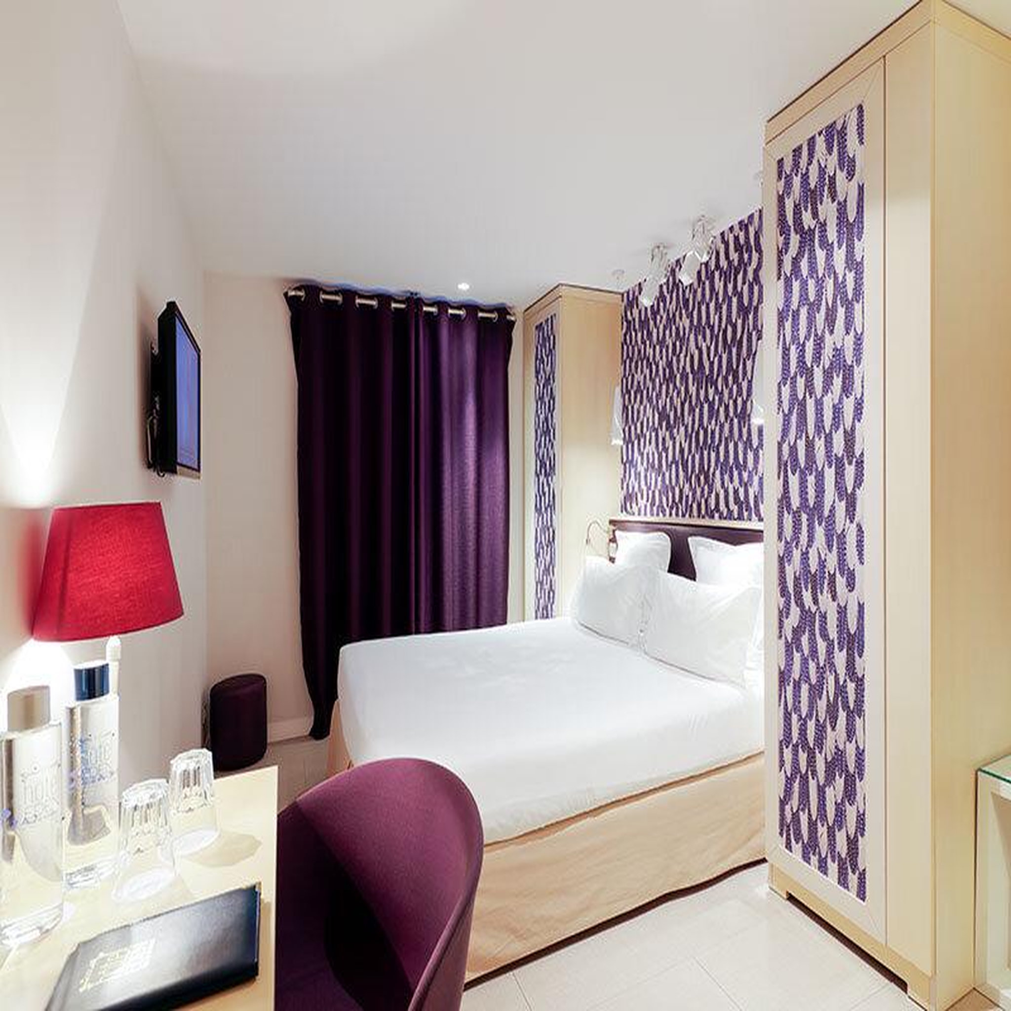 Voir la diapositive 2 : Smartbox 2 jours en hôtel 4* avec accès à l'espace bien-être près de la porte de versailles à paris - coffret cadeau séjour
