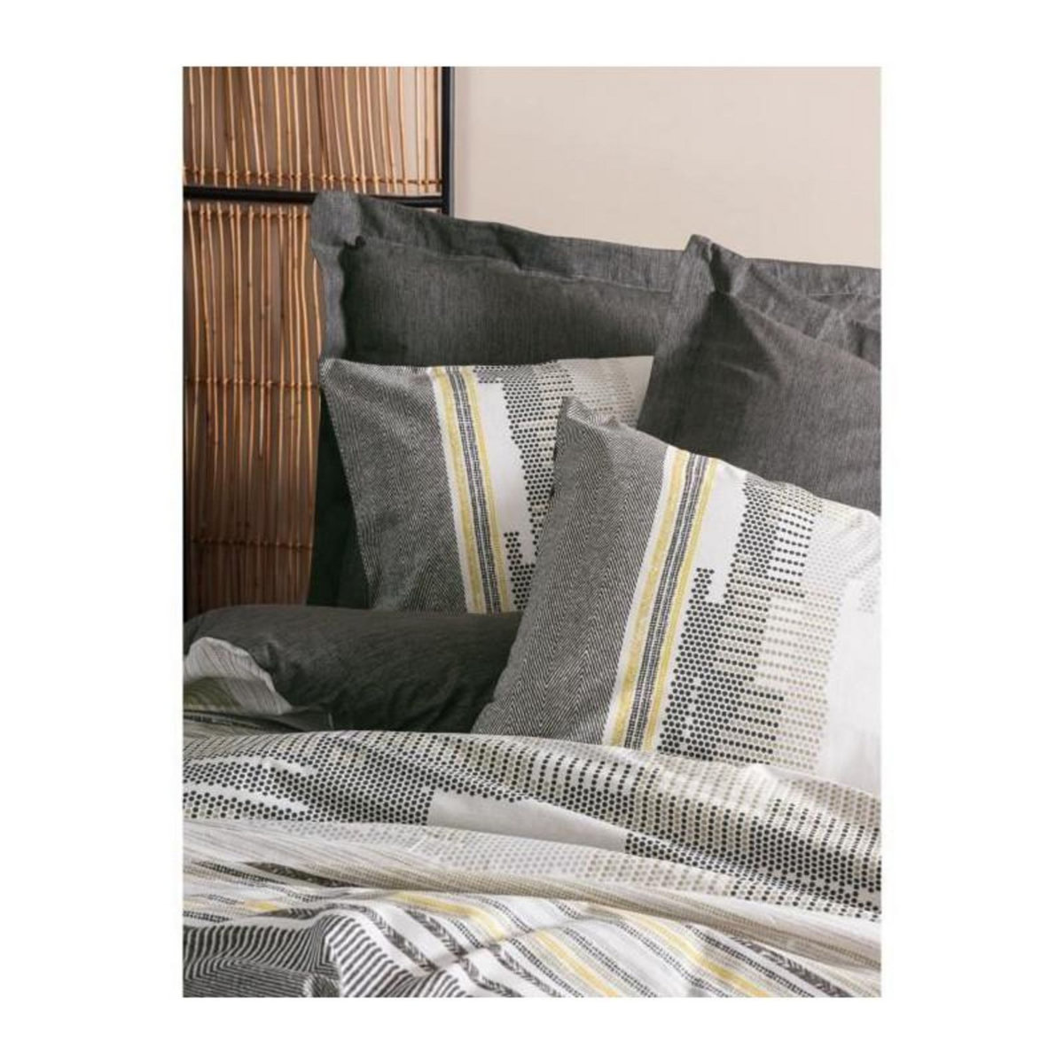 GENERIQUE Parure de lit - 129CTN64414 - 1 housse de couette 220 x 240 cm + 2 taies d'oreiller 60 x 60 cm - 100% coton ranforcé - Vison