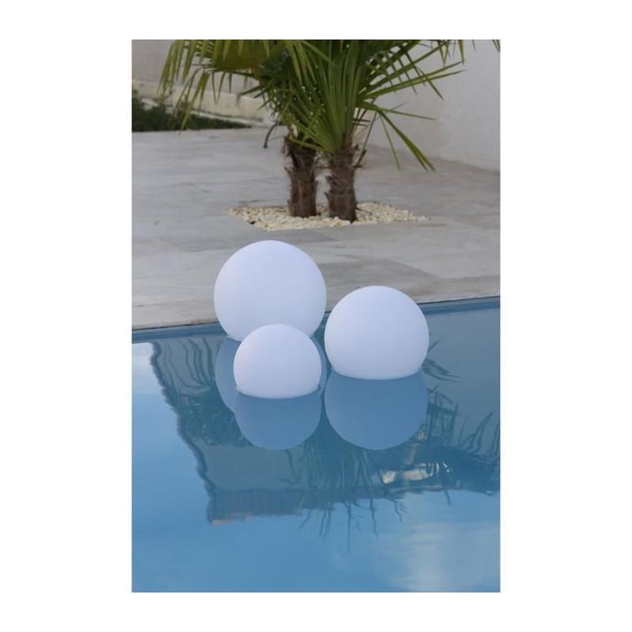 Ubbink Eclairage extérieur solaire décoratif SolarFloat 20 - Boule Ø20 cm - Télécommande - 16 couleurs au choix