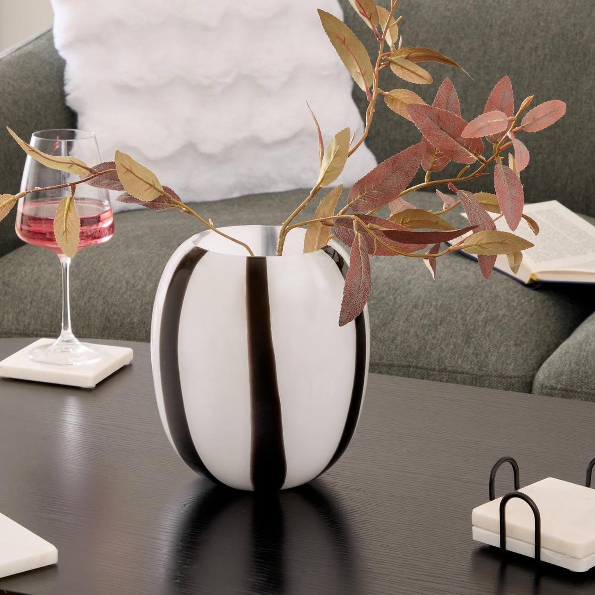 Voir la diapositive 3 : ATMOSPHERA Vase déco en verre  piero  20cm noir & blanc