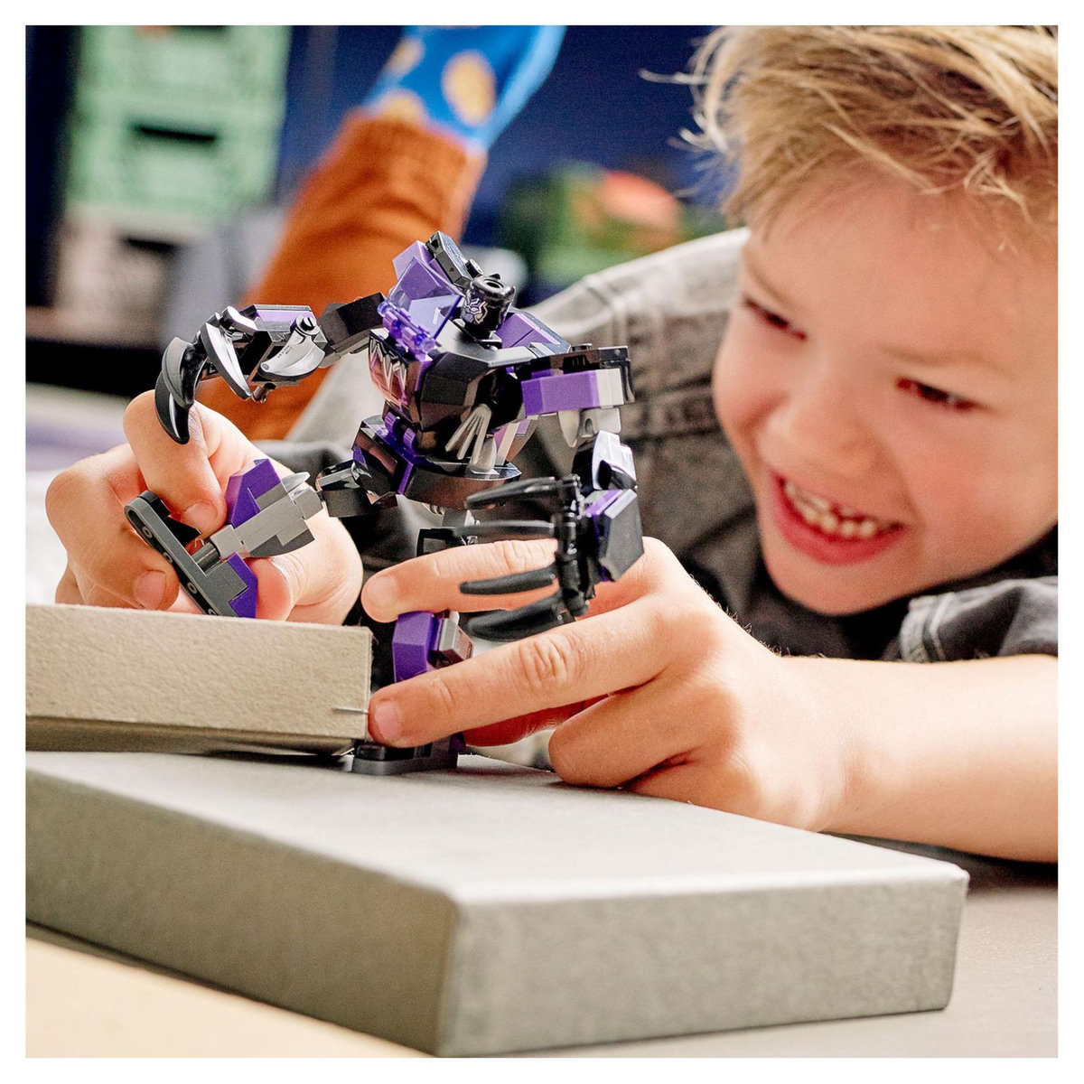 LEGO Marvel 76204 L'armure robot Black Panther 