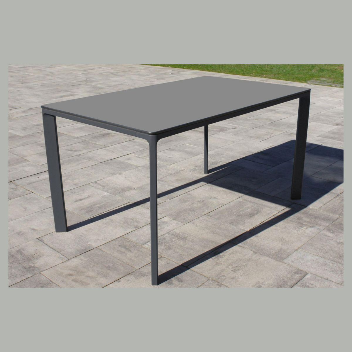 DCB GARDEN Table de jardin rectangulaire - 4/6 places - Aluminium laqué et peinture - Anthracite - EPOXY MEET