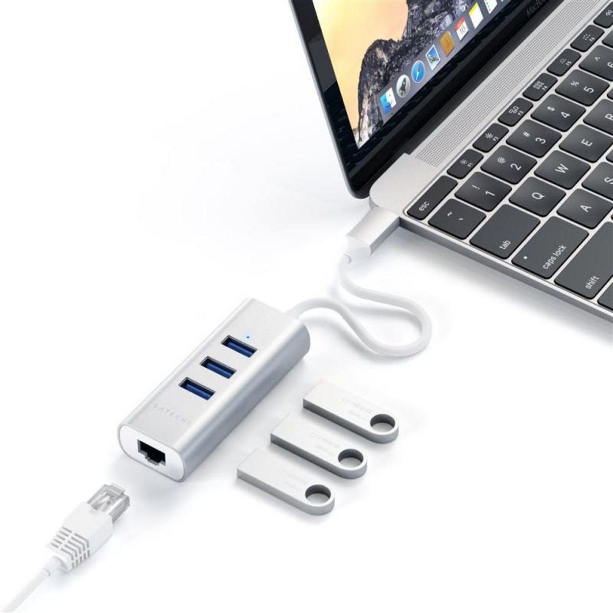 SATECHI Adaptateur Satechi Hub USB Type C avec port Ethernet RJ45 + 3 ports USB Argent