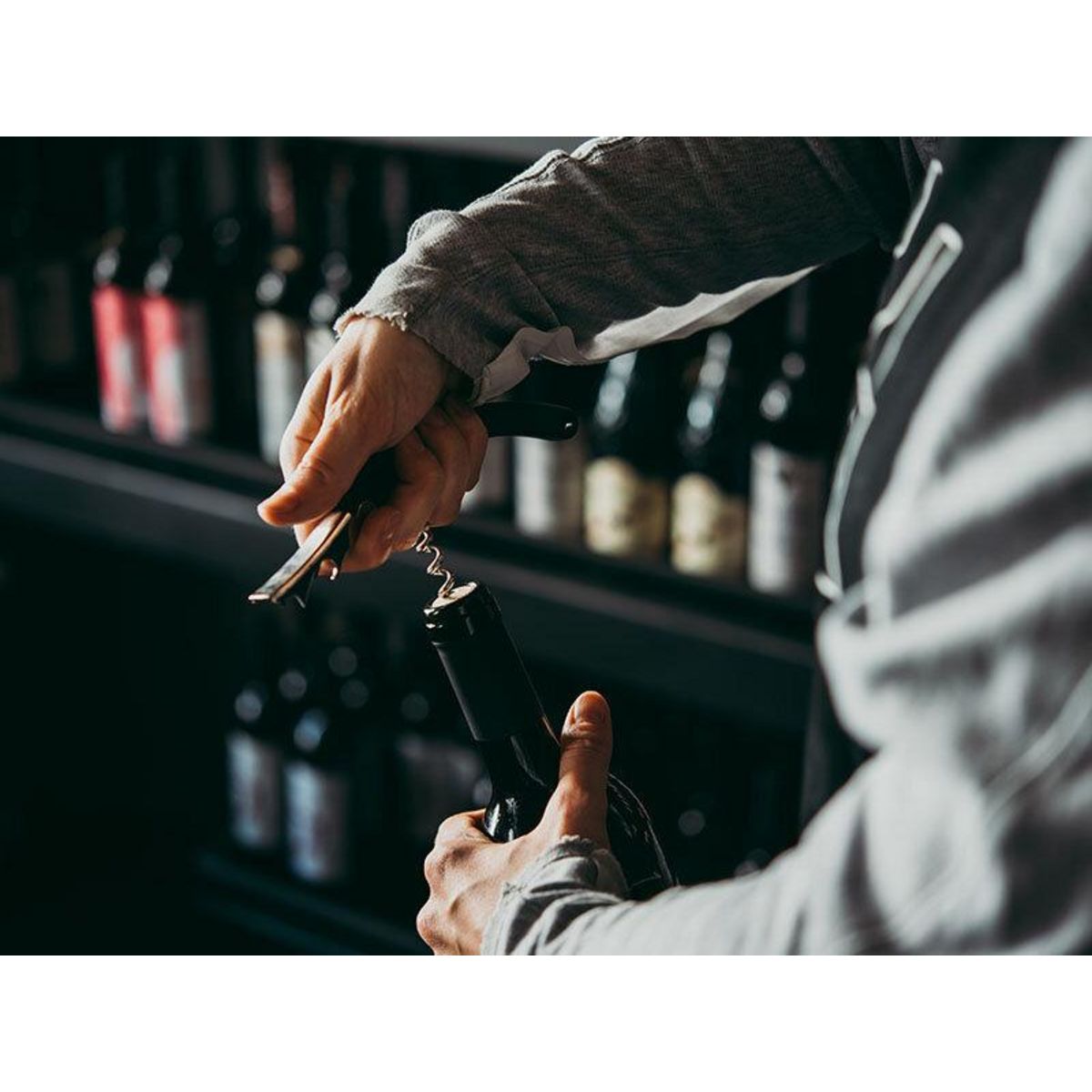 Smartbox 2 jours à Paris avec initiation œnologique et dégustation de vins dans un grand hôtel - Coffret Cadeau Multi-thèmes