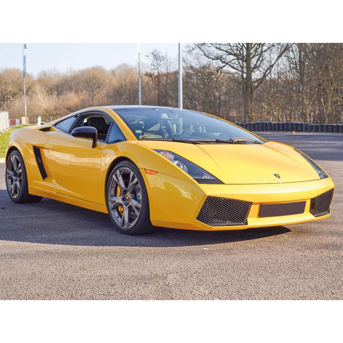 Smartbox Stage de pilotage : 2 tours sur le circuit de Trappes en Lamborghini Gallardo LP-560 - Coffret Cadeau Sport & Aventure