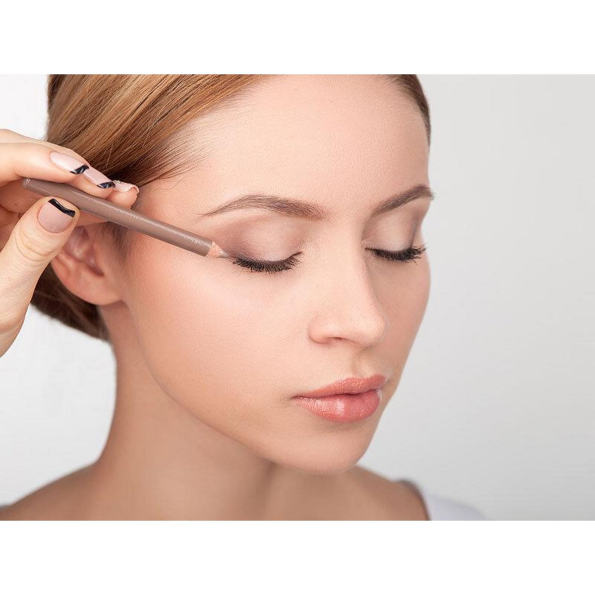 Smartbox Séance de beauté avec un soin du visage Anti-âge dans un institut Mary Cohr - Coffret Cadeau Bien-être