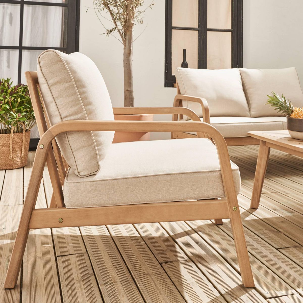 SWEEEK Salon de jardin en bois, 4 places CARNOTA