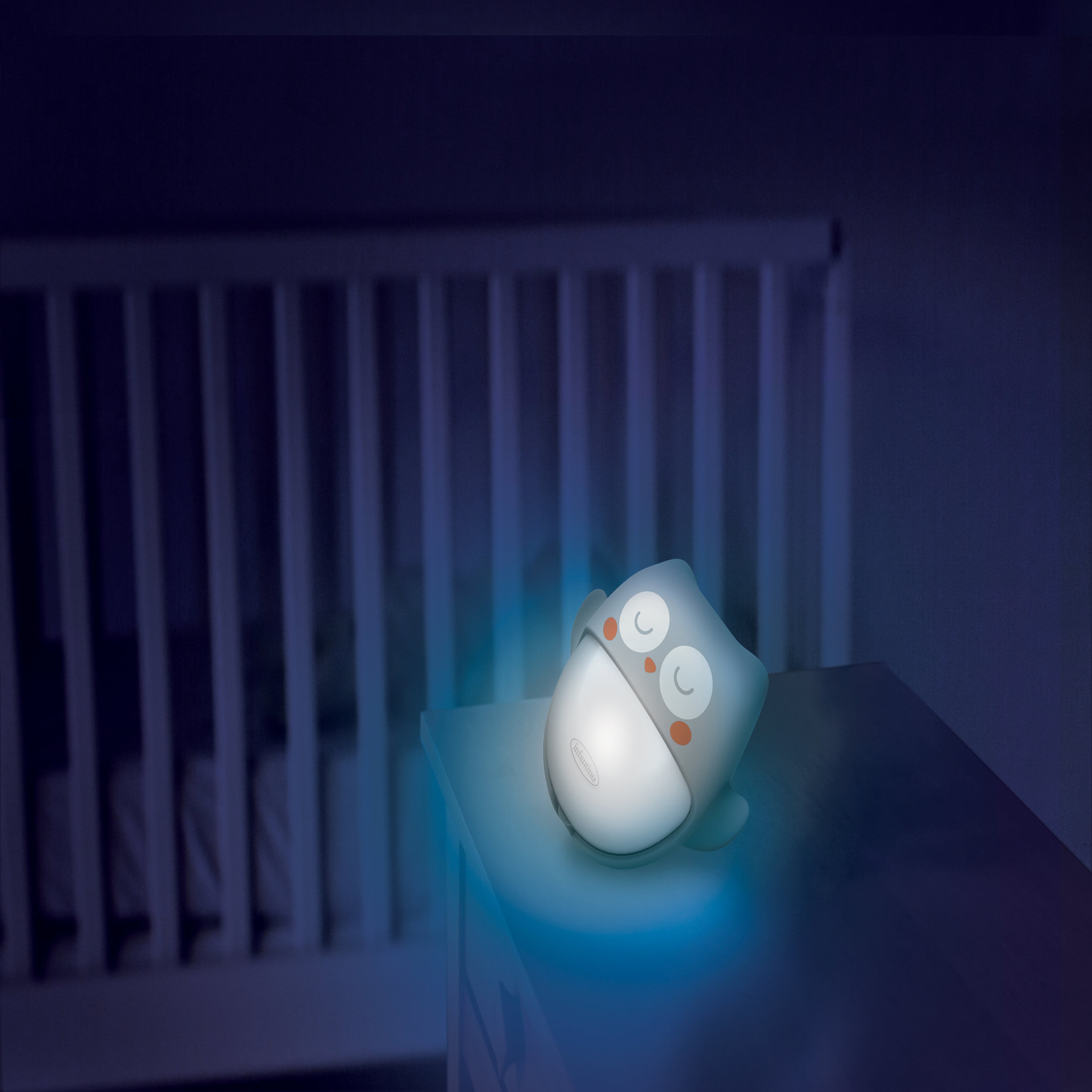 Voir la diapositive 4 : INFANTINO Veilleuse rechargeable Chouette Plug In 