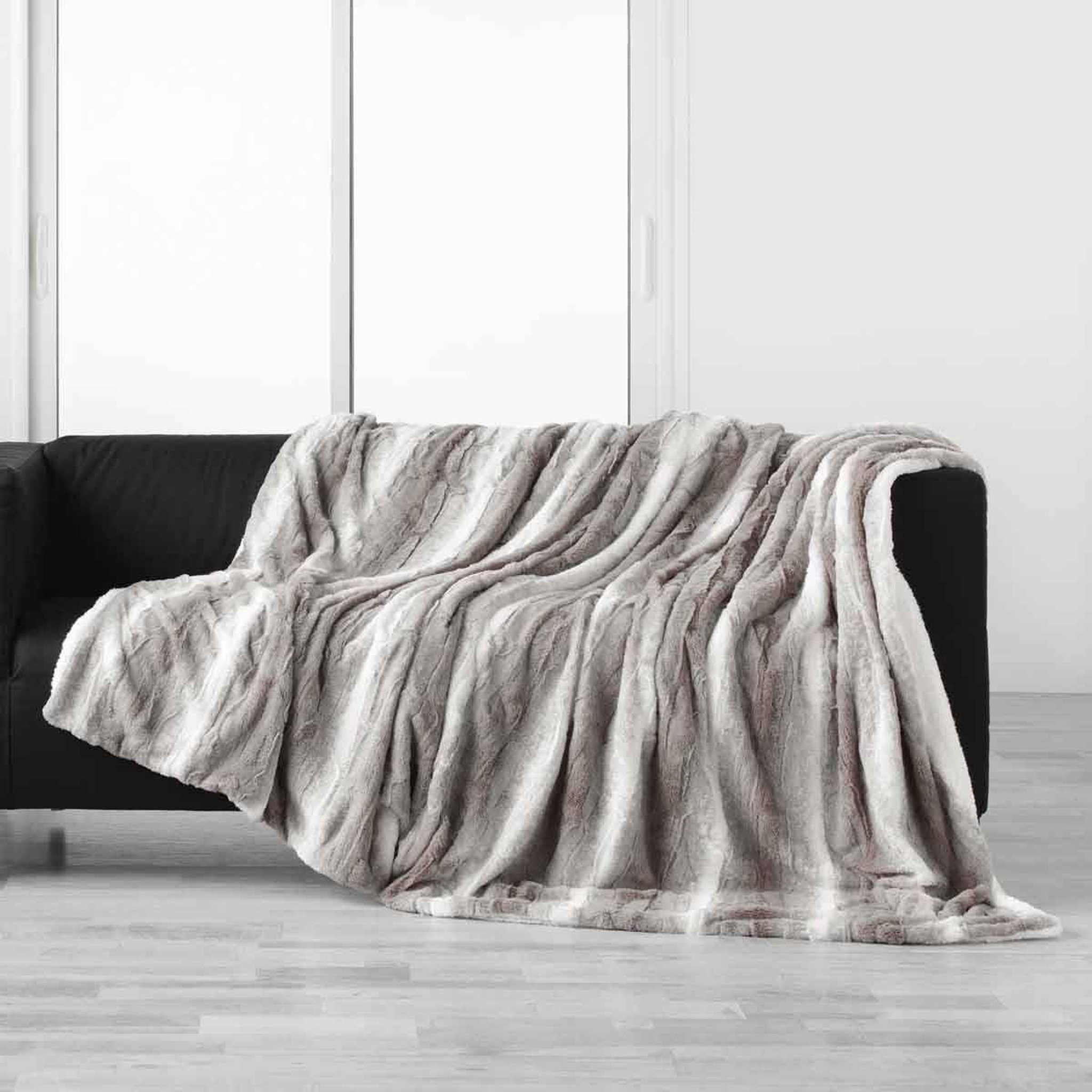 Douceur d'Intérieur Plaid imitation fourrure  sven  125x150cm naturel