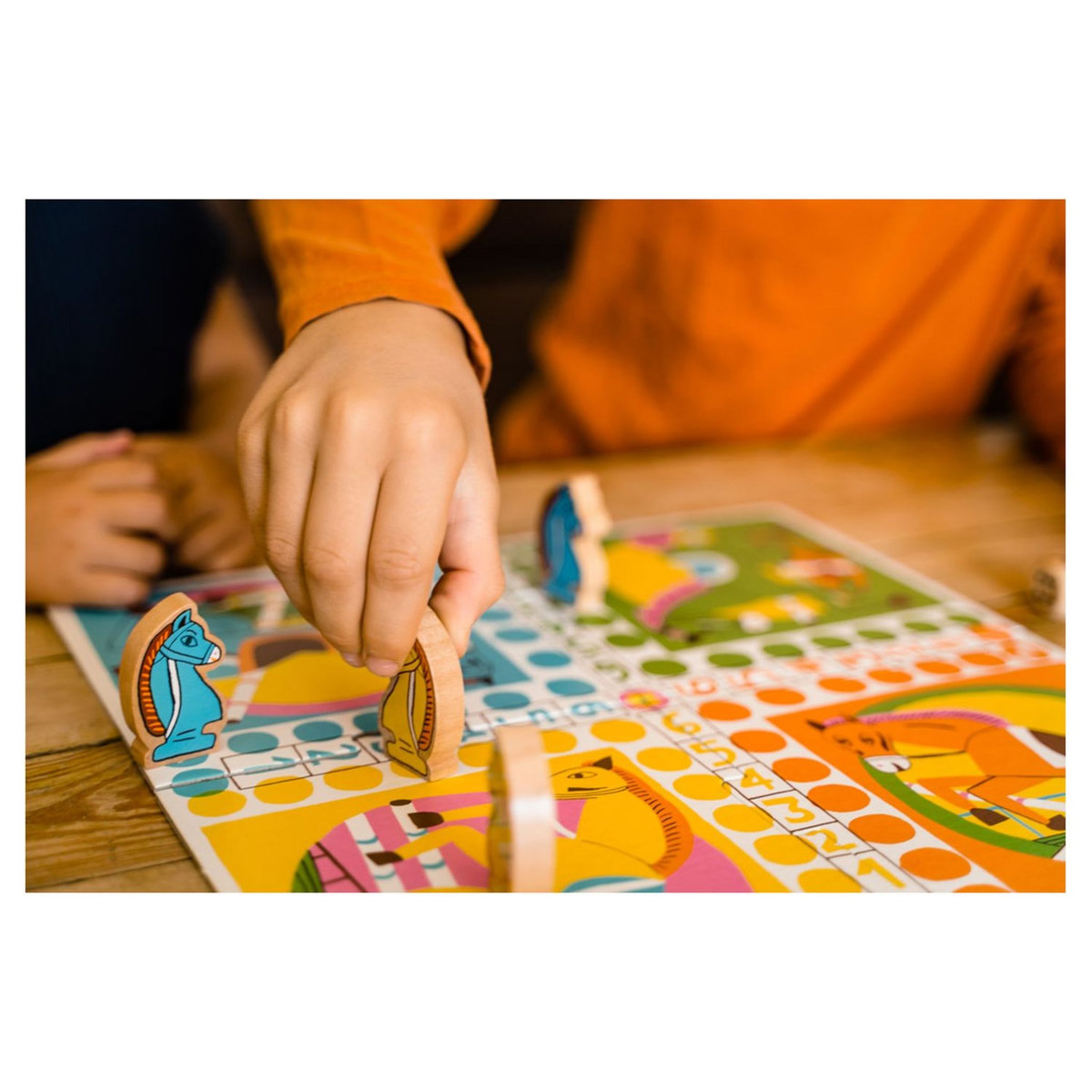 NATHAN Le jeu des Petits Chevaux