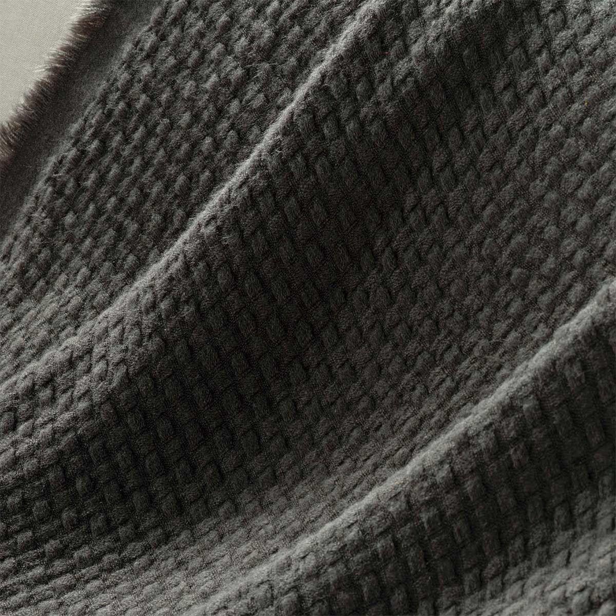 Voir la diapositive 2 : Douceur d'Intérieur Plaid à franges  coraline  125x150cm anthracite