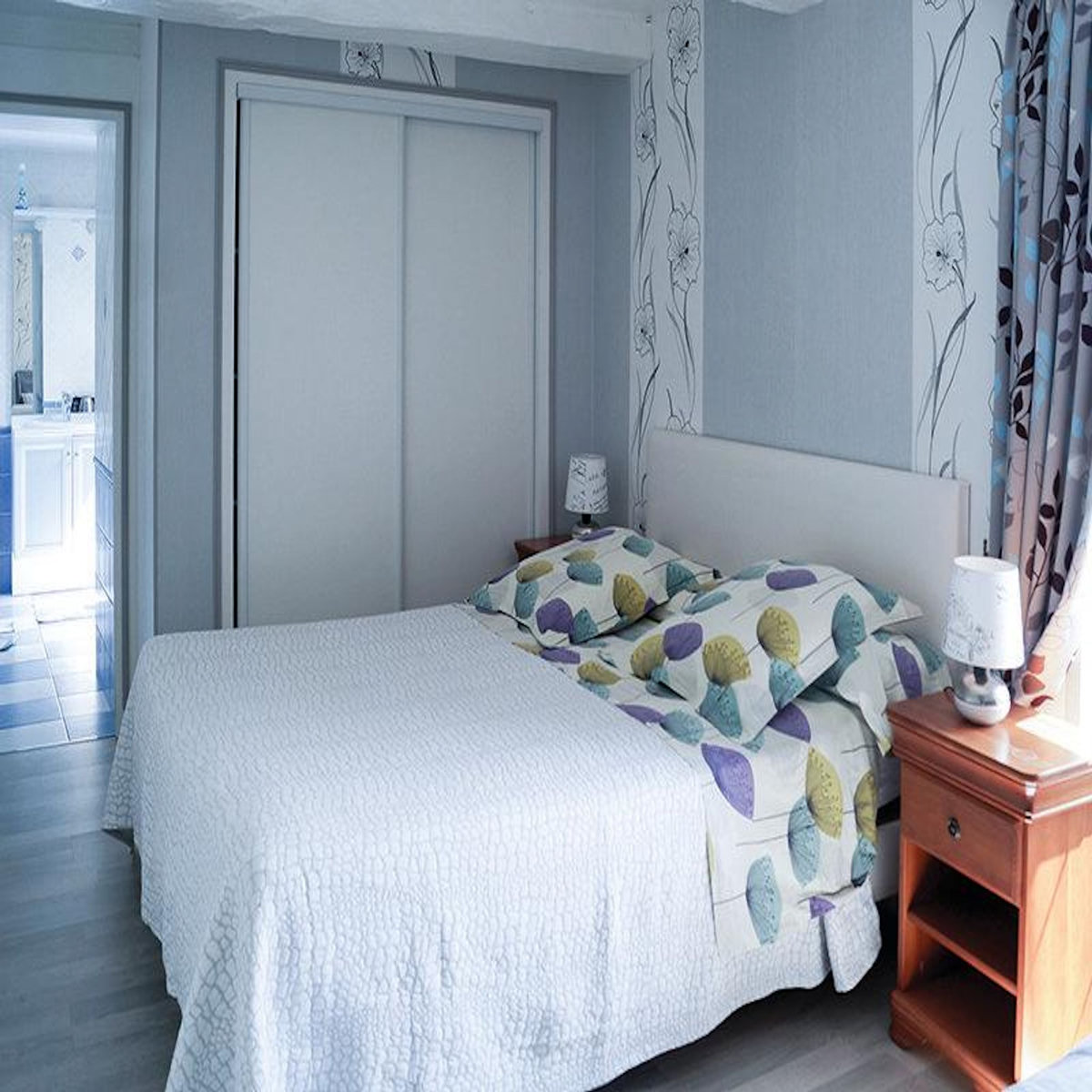 Smartbox Séjour 2 nuits avec 2h de visite guidée du mont Saint-Michel - Coffret Cadeau Multi-thèmes