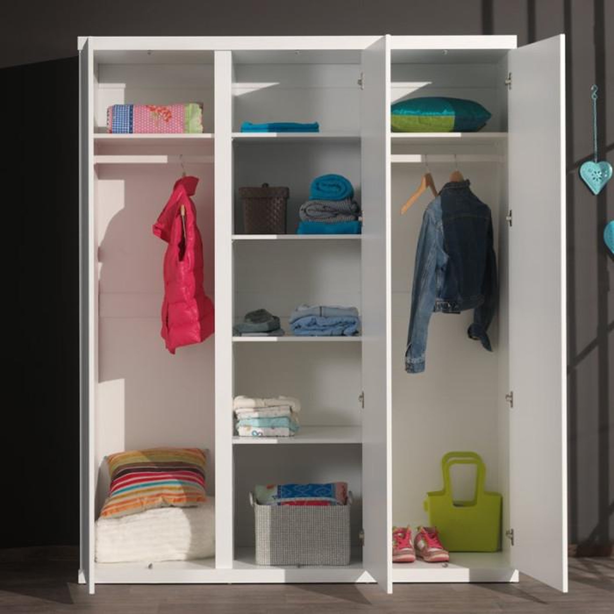 Voir la diapositive 2 : Paris Prix Armoire 3 Portes  Lara  204cm Blanc