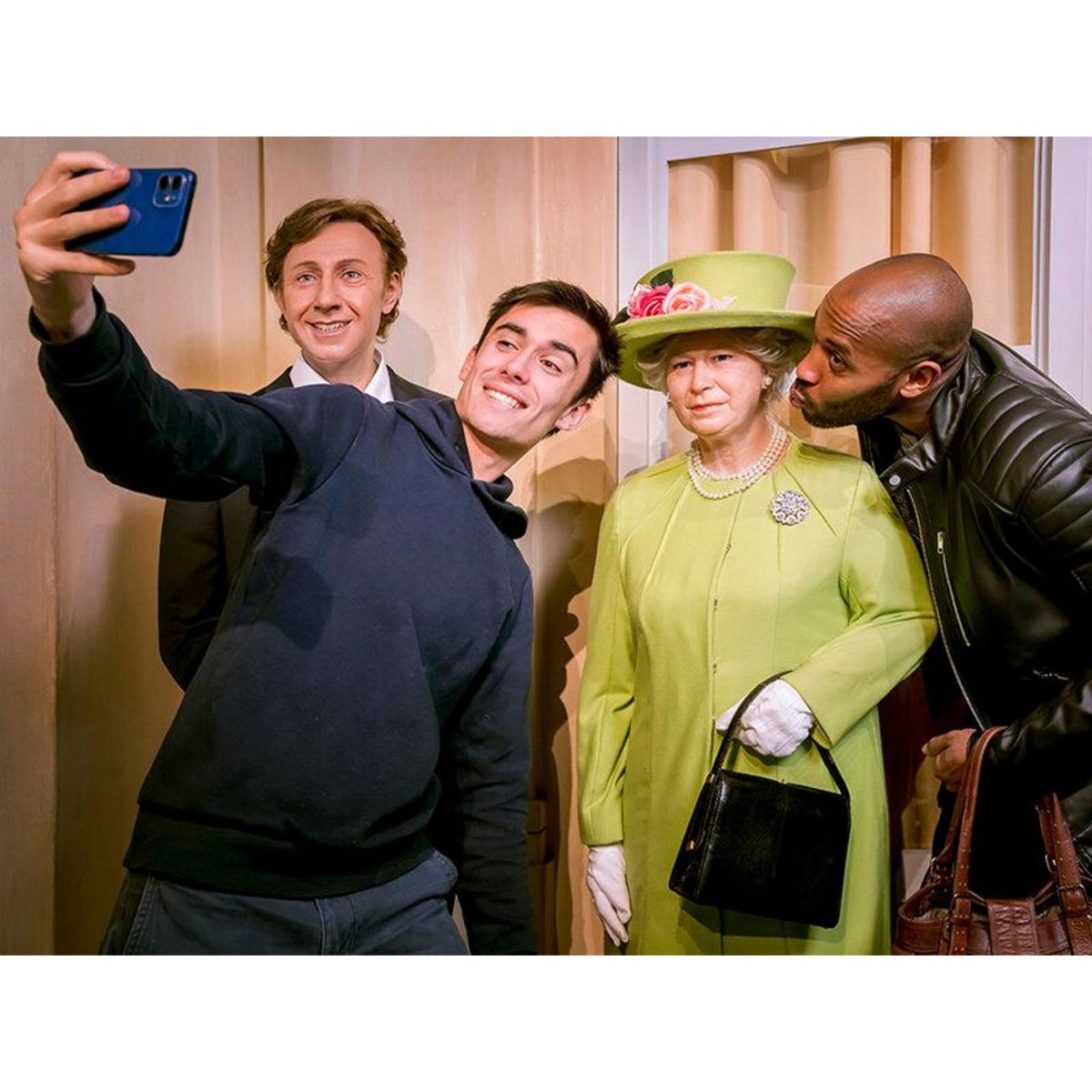 Smartbox Rencontre avec les plus grands en 2024 : 2 entrées adultes pour le musée Grévin de Paris - Coffret Cadeau Multi-thèmes