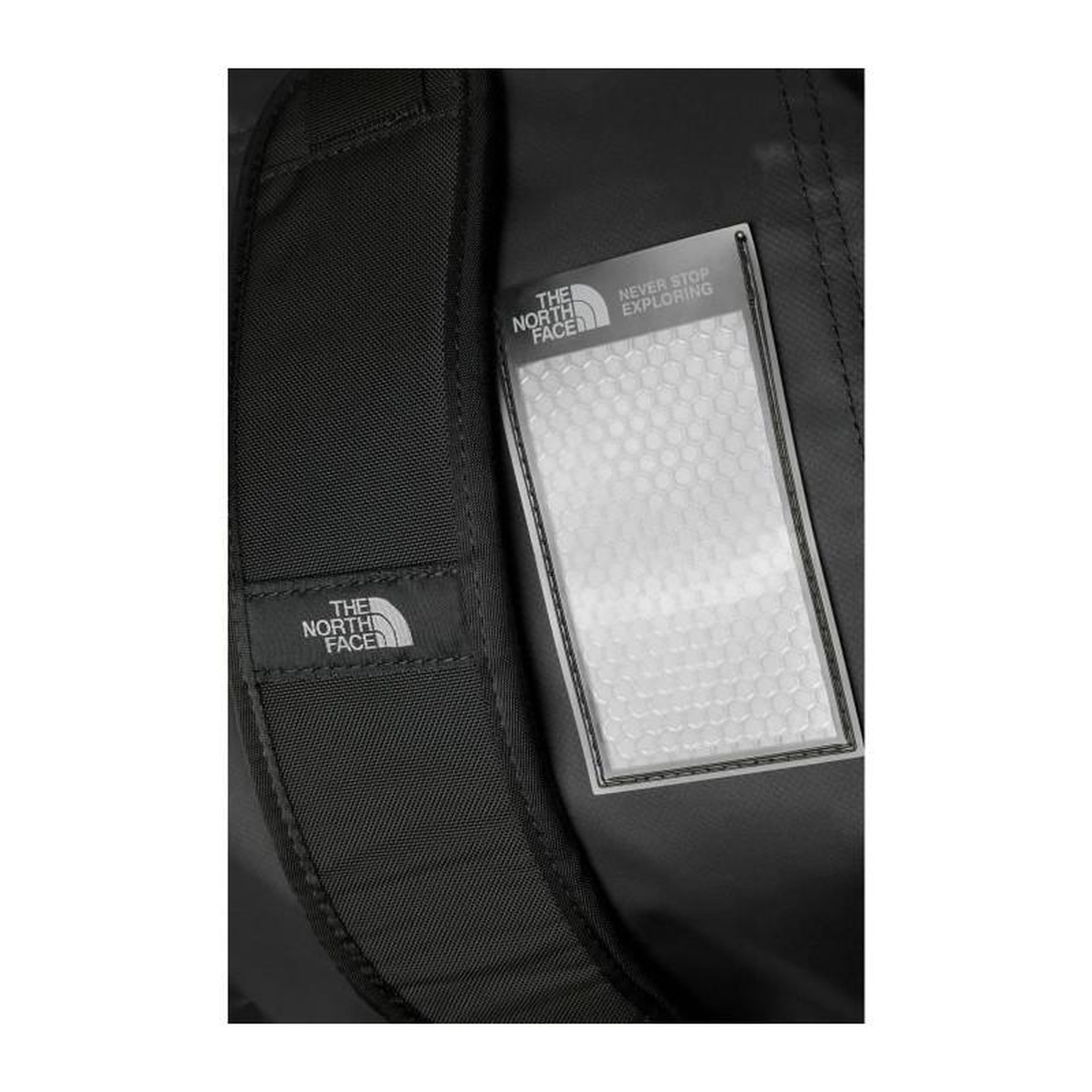 Voir la diapositive 3 : THE NORTH FACE Sac de sport - THE NORTH FACE - Base Camp Duffel L - Black - 40,64 cm x 71,12 cm x 40,64 cm - 95 L