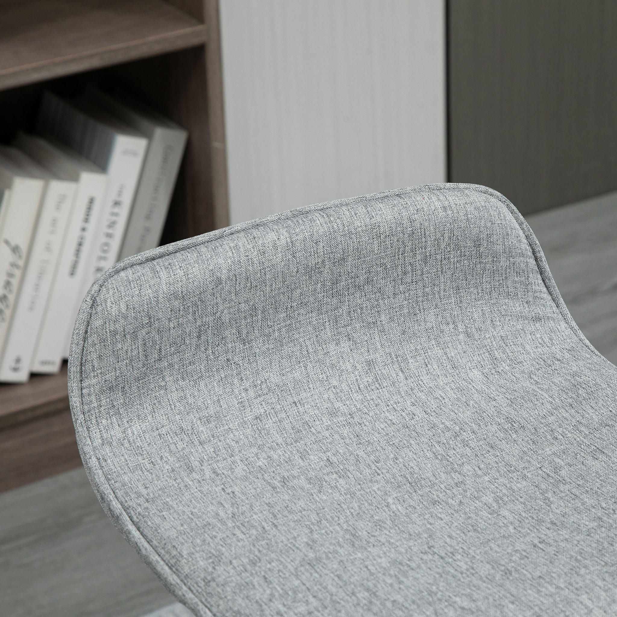 Voir la diapositive 5 : HOMCOM Tabourets de bar style scandinave - lot de 2 tabourets de bar avec repose-pieds - bois de sapin tissu polyester aspect lin gris
