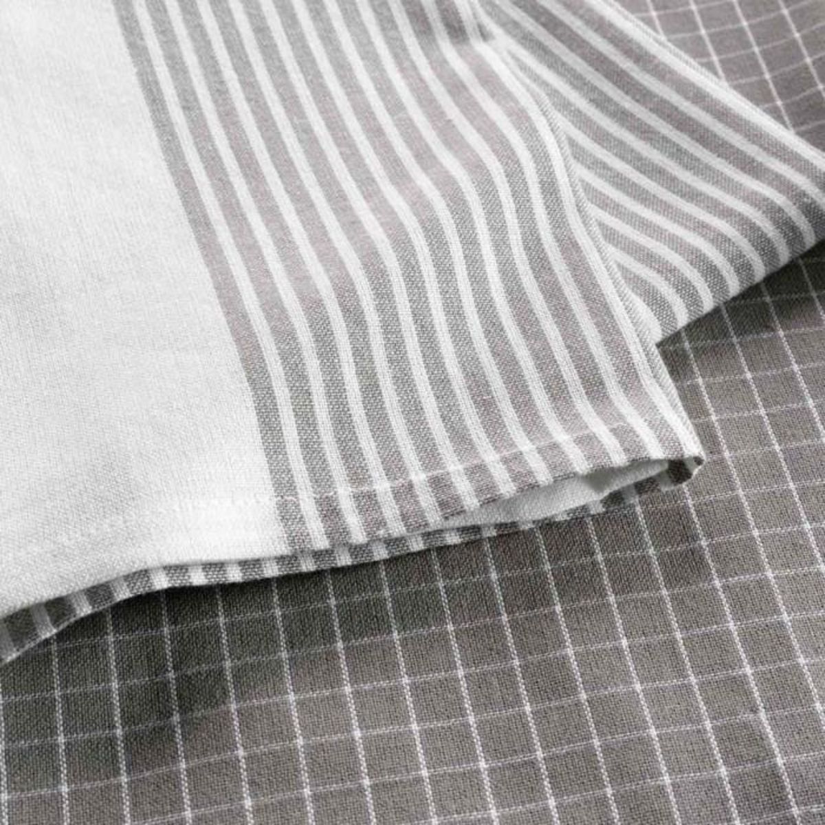 Paris Prix Lot de 2 Torchons  Cappuccino  50x70cm Marron