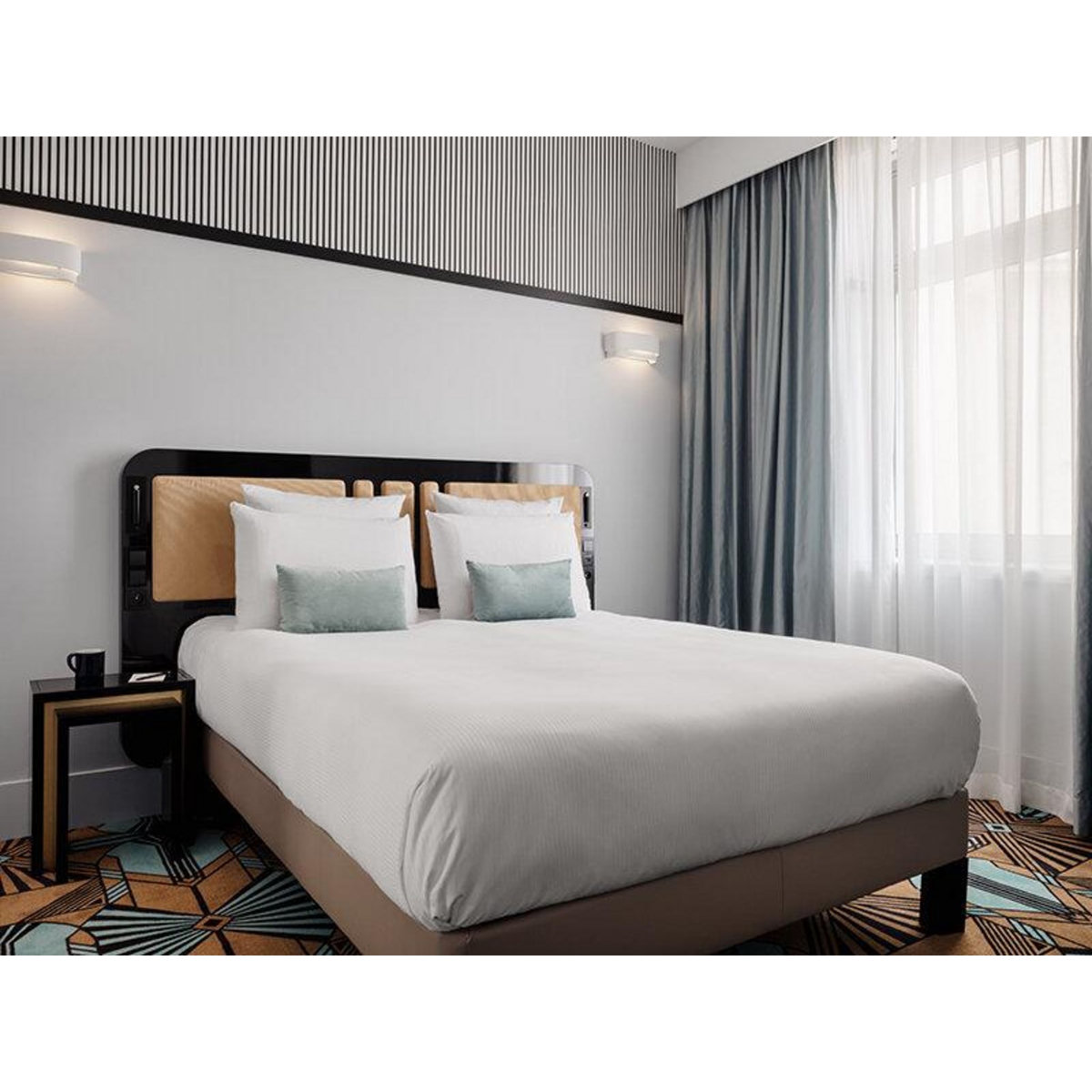 Smartbox 2 jours en hôtel 4* à Antibes avec cocktail de bienvenue - Coffret Cadeau Séjour