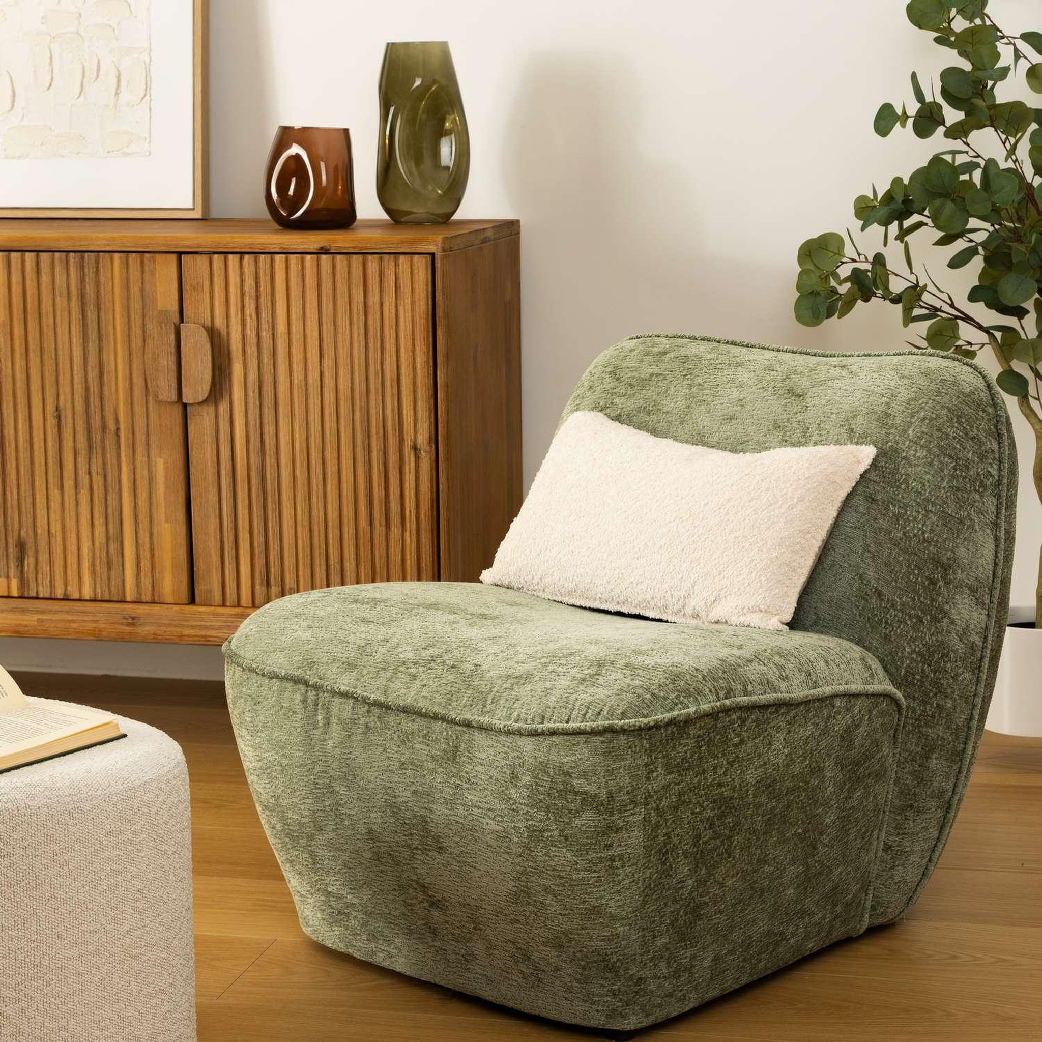 Voir la diapositive 5 : ATMOSPHERA Chauffeuse en tissu chenille MINARI - Vert