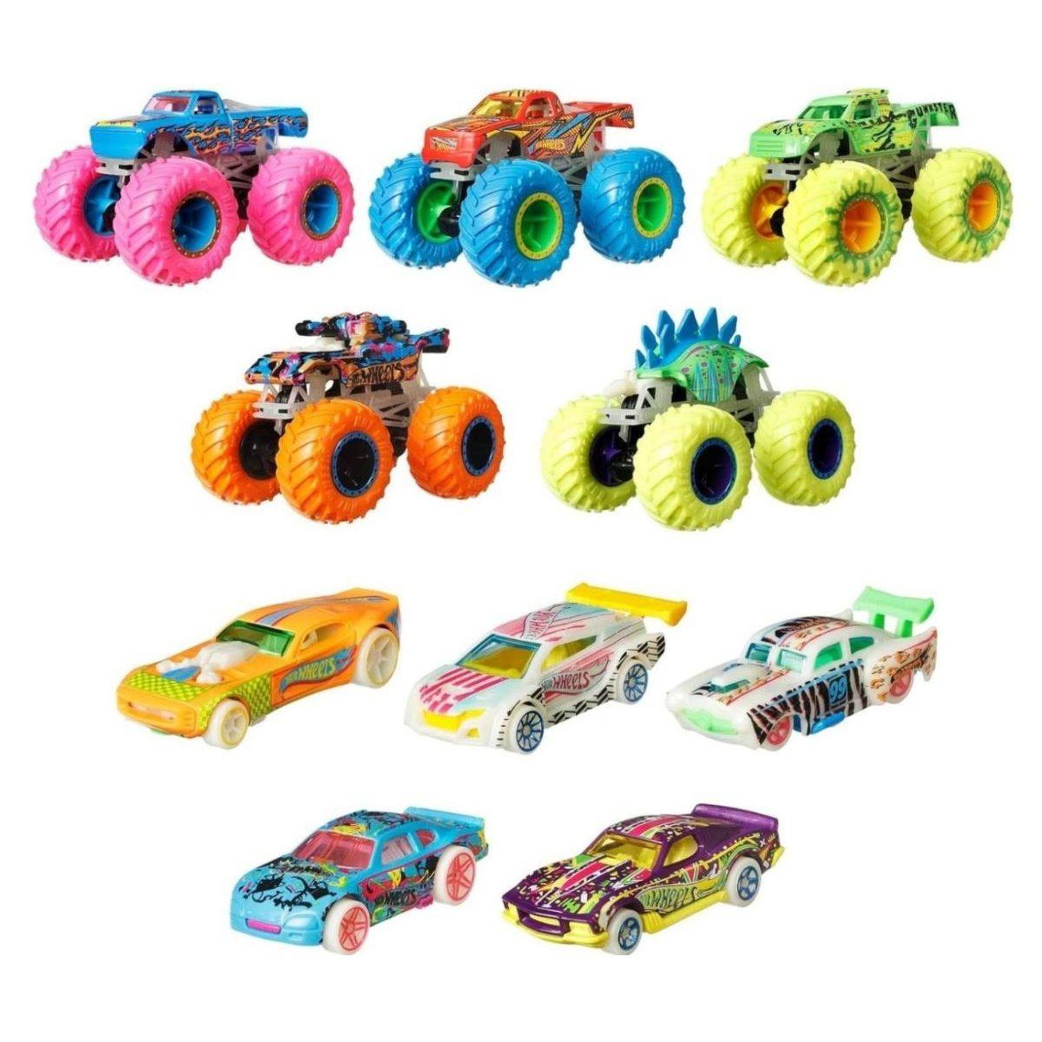 Voir la diapositive 2 : MATTEL Coffret hot wheels  hcb57 monster trucks - 10 véhicules phosphorescents