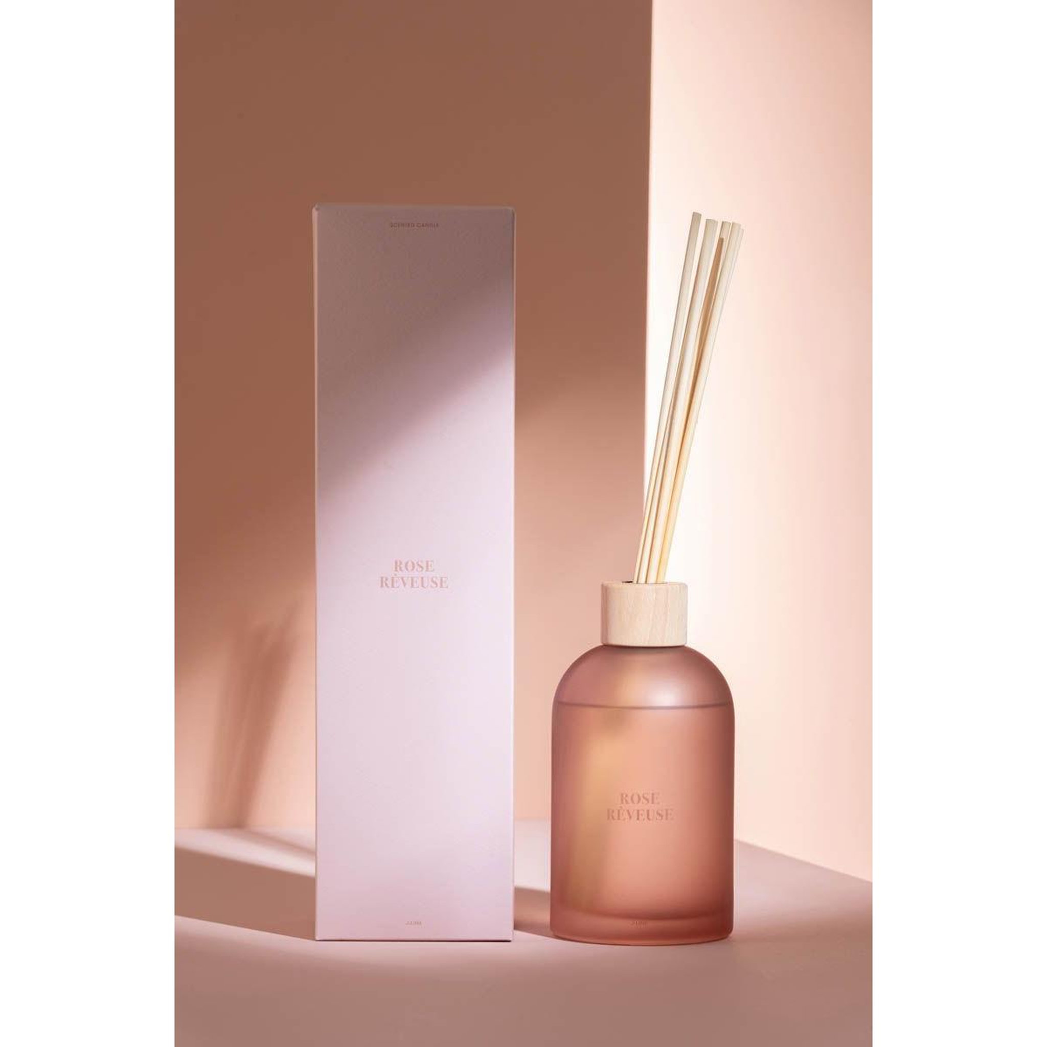 Voir la diapositive 6 : J-LINE Diffuseur de parfum  accords essentiels  550ml rose rêveuse