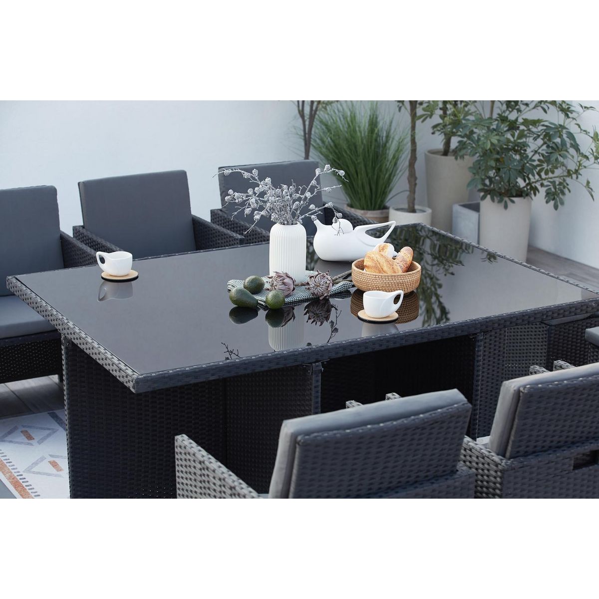 CONCEPT USINE Table et chaises 10 places encastrables en résine noir-gris MONACO