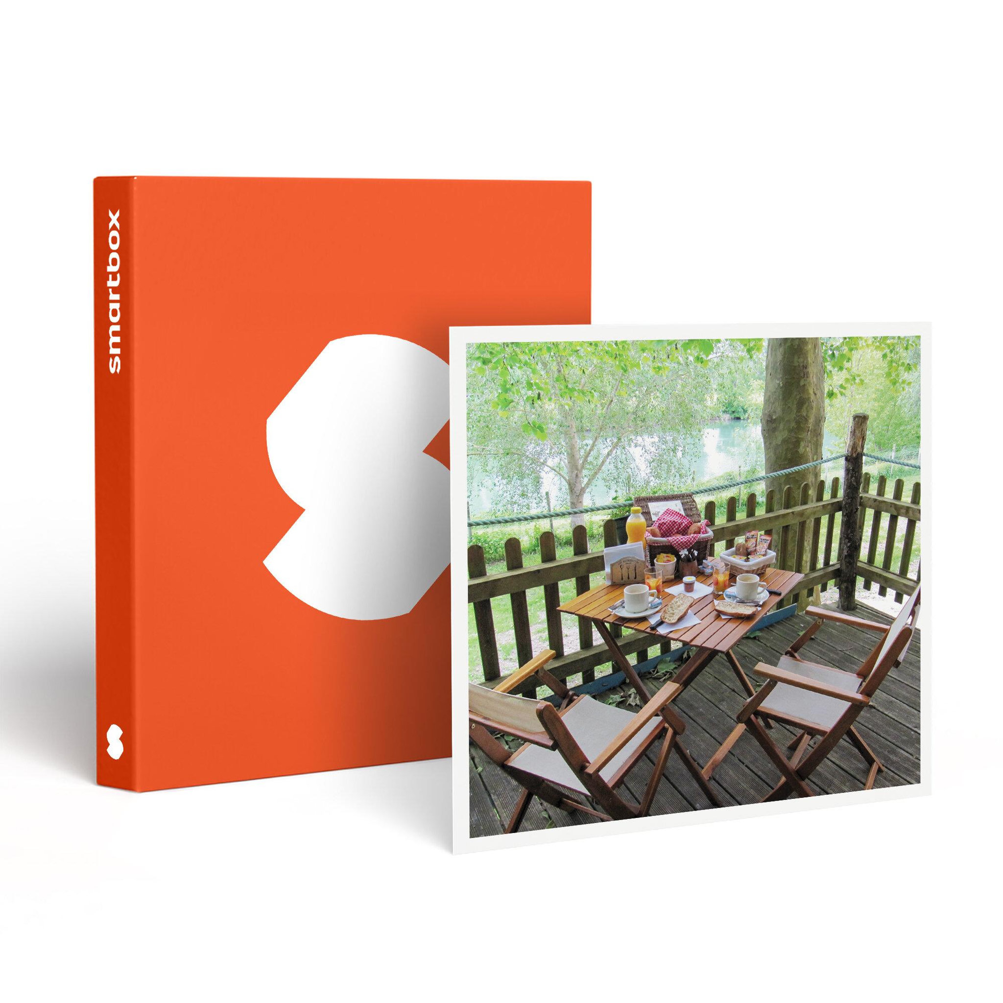 Smartbox 2 jours en cabane perchée en famille dans un camping en bord de charente - coffret cadeau séjour