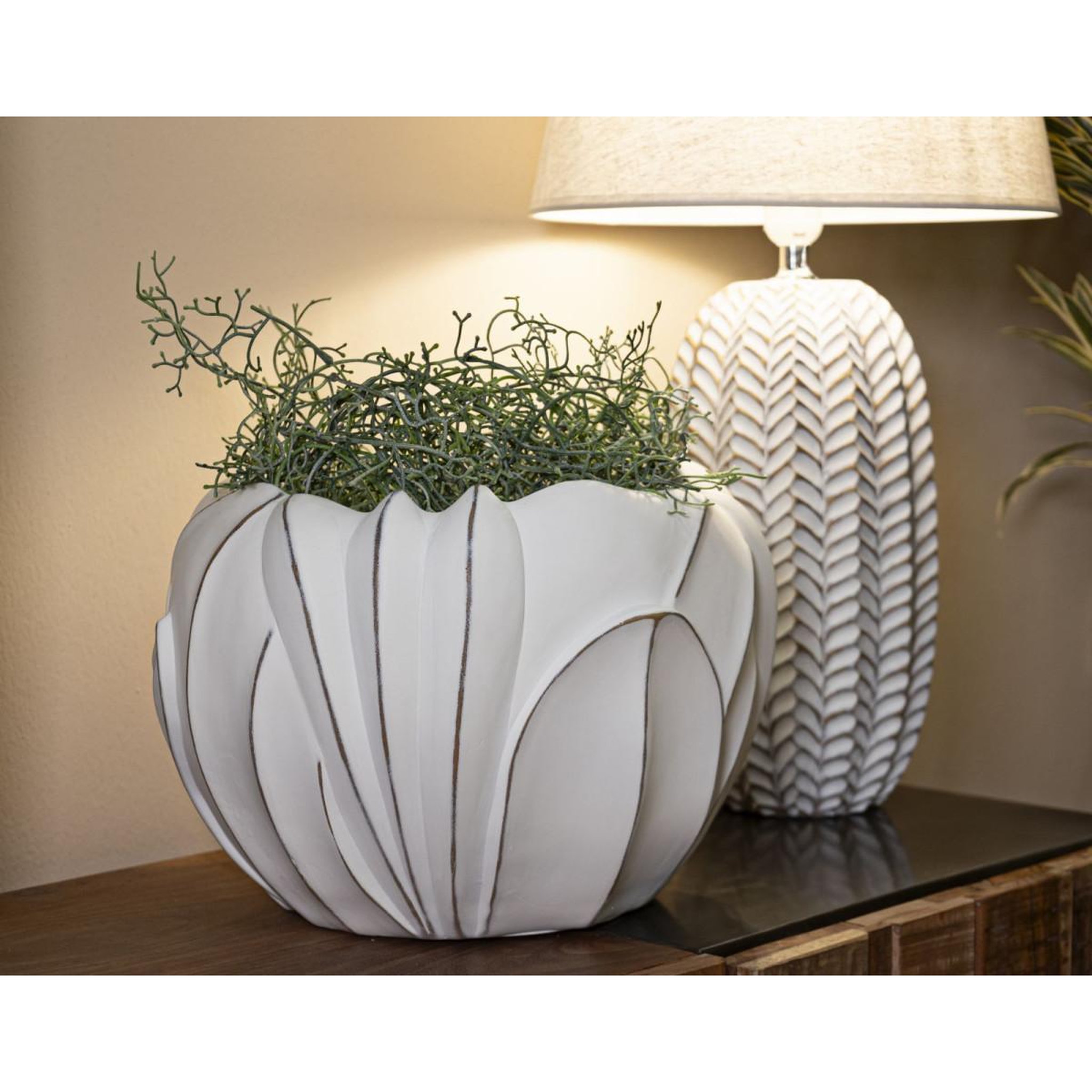 Voir la diapositive 6 : Paris Prix Cache-pot déco en résine  gardy  34cm blanc