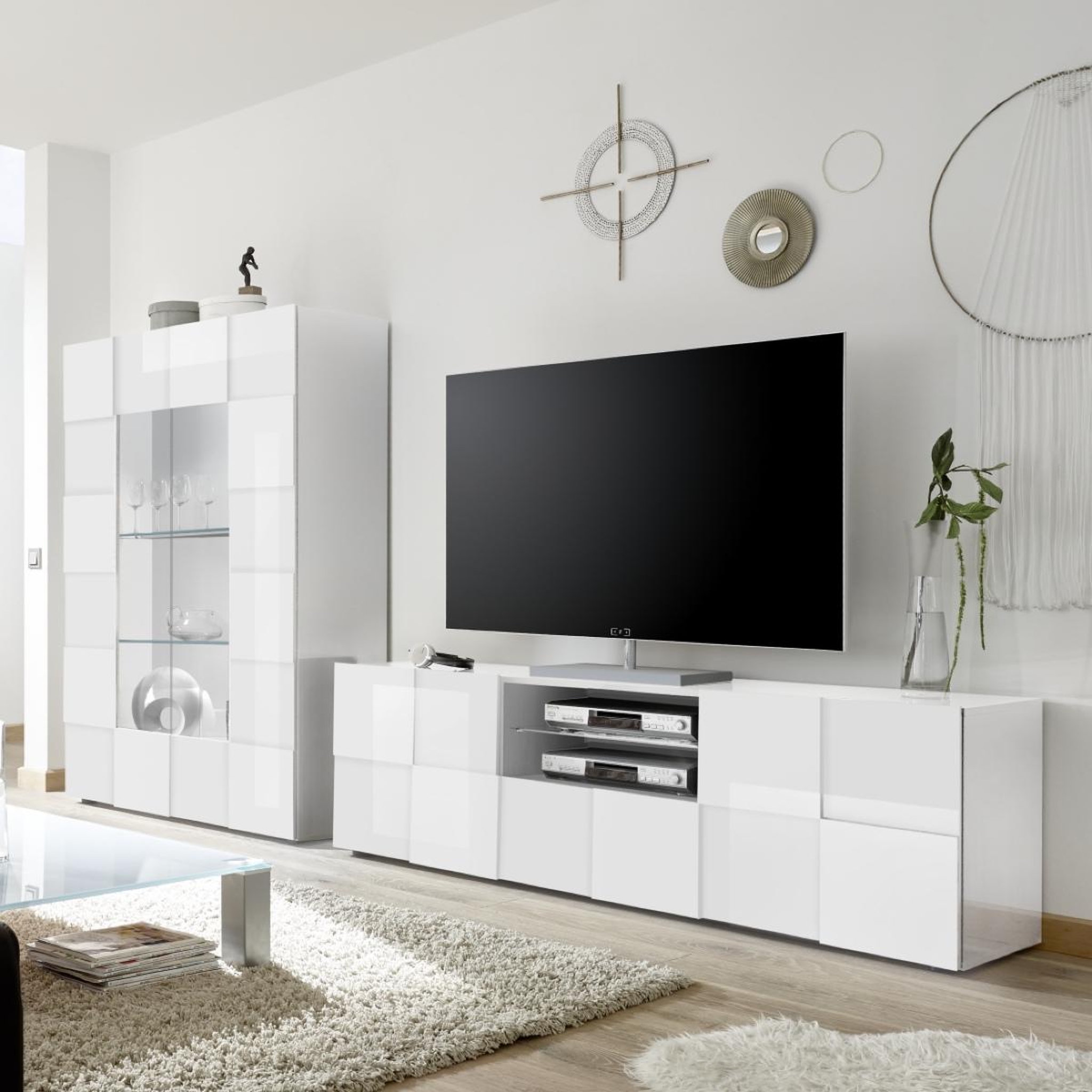 Voir la diapositive 4 : JLC KREATION Meuble tv design laqué blanc 180cm mado