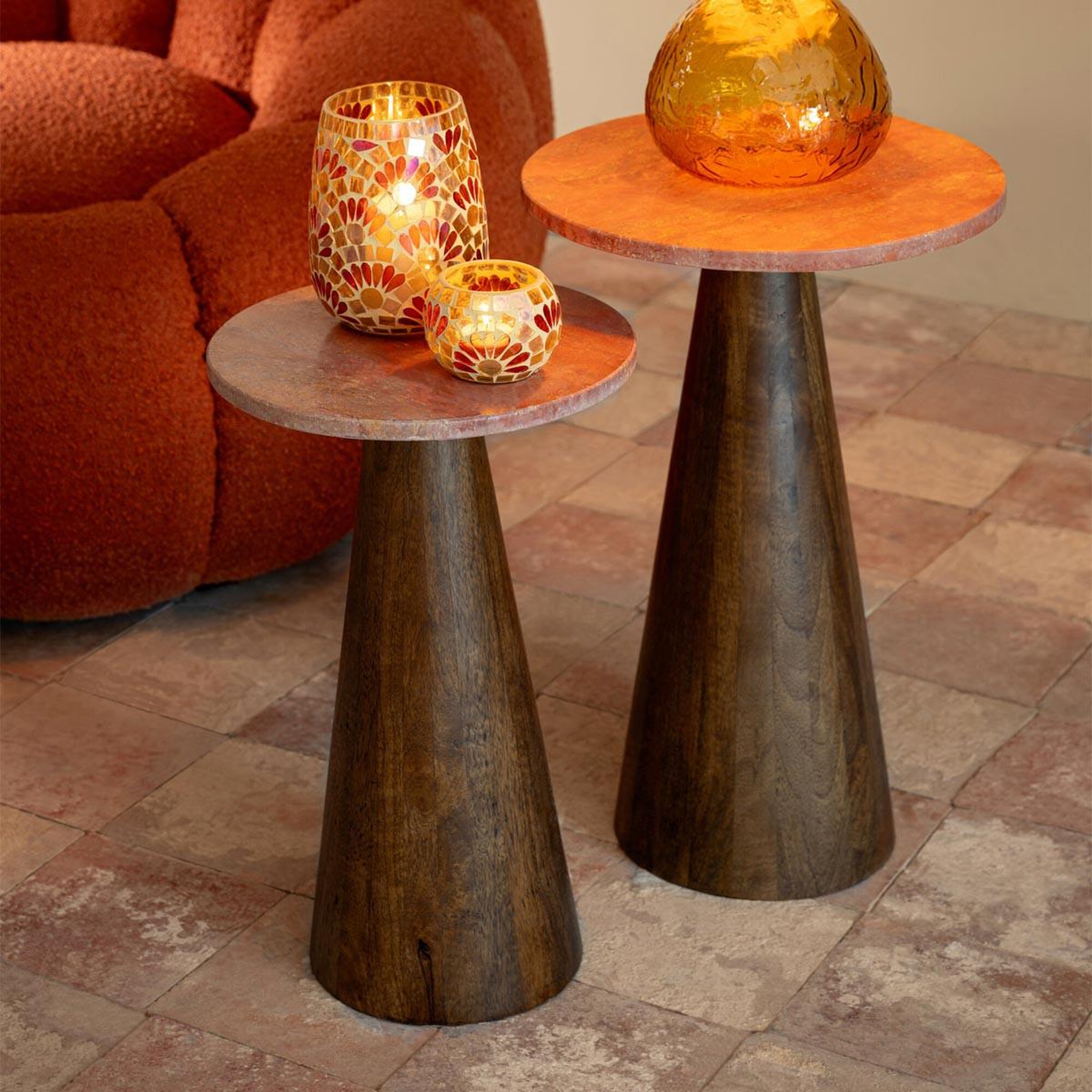 Voir la diapositive 6 : J-LINE Lot de 2 tables d'appoint en marbre  eula  53cm terracotta