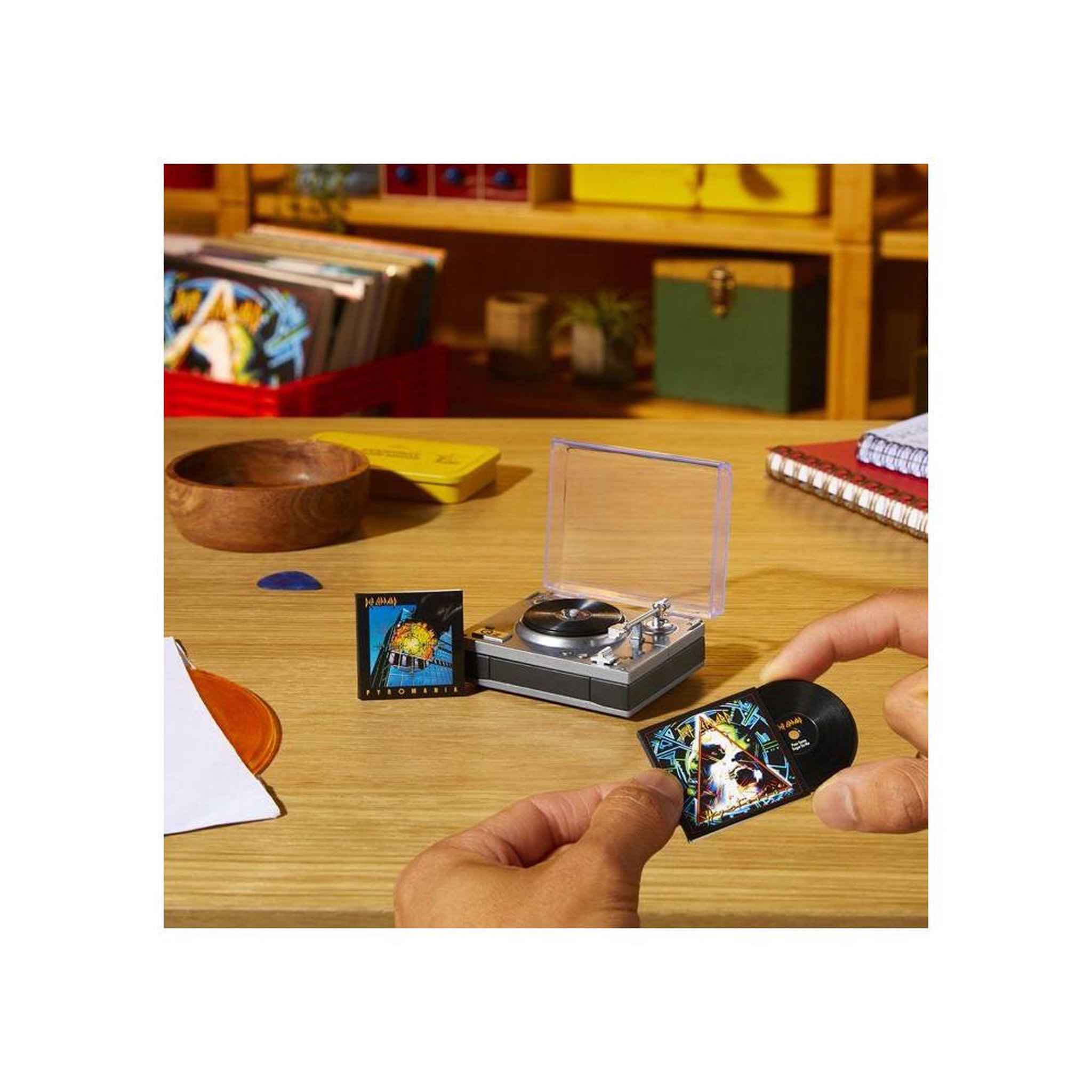 Voir la diapositive 2 : Set platine vinyle miniature jouet 2 haut-parleurs et 1 vinyle, multicolore, pour enfants dès 8 ans