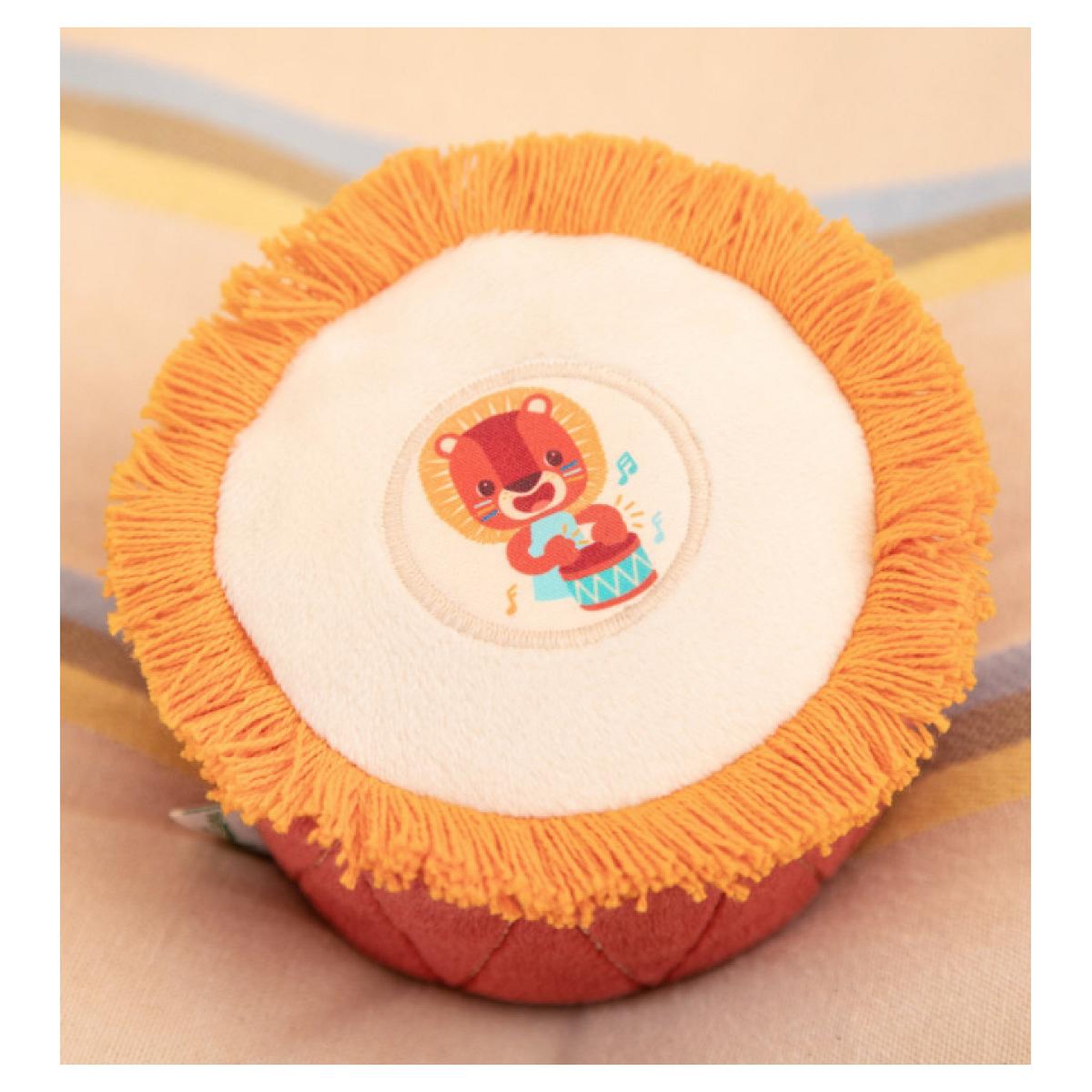 Voir la diapositive 2 : LILLIPUTIENS Hochet tambour Jack le lion