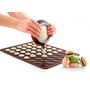 Voir la diapositive 3 : LEKUE Tapis 48 macarons silicone marron - 0231440m02m067