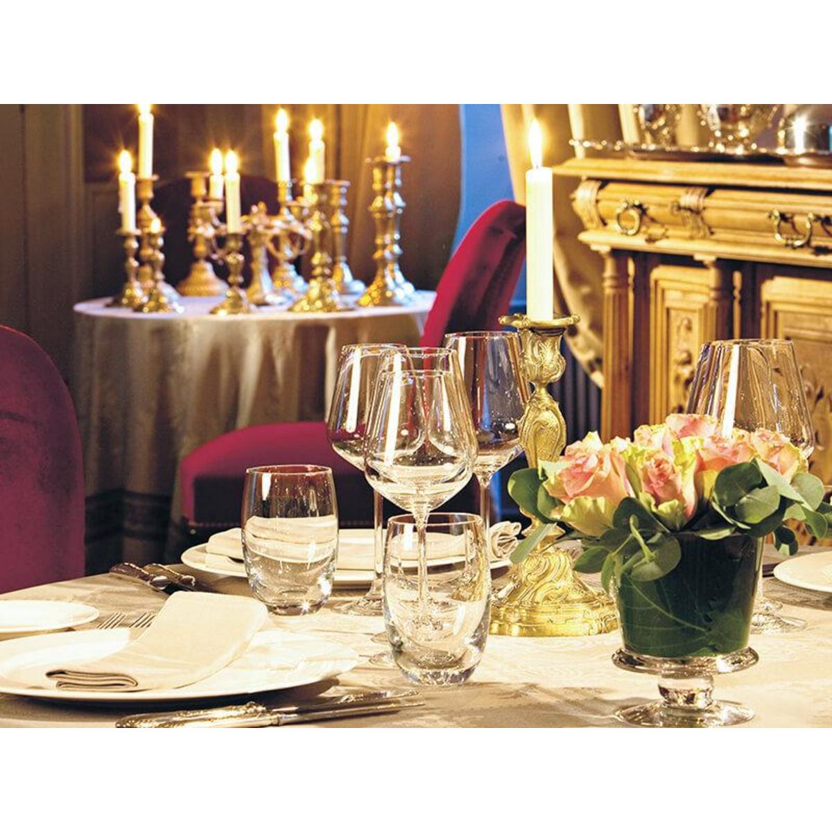 Smartbox Séjour d'une nuit avec dîner dans un château - Coffret Cadeau Séjour