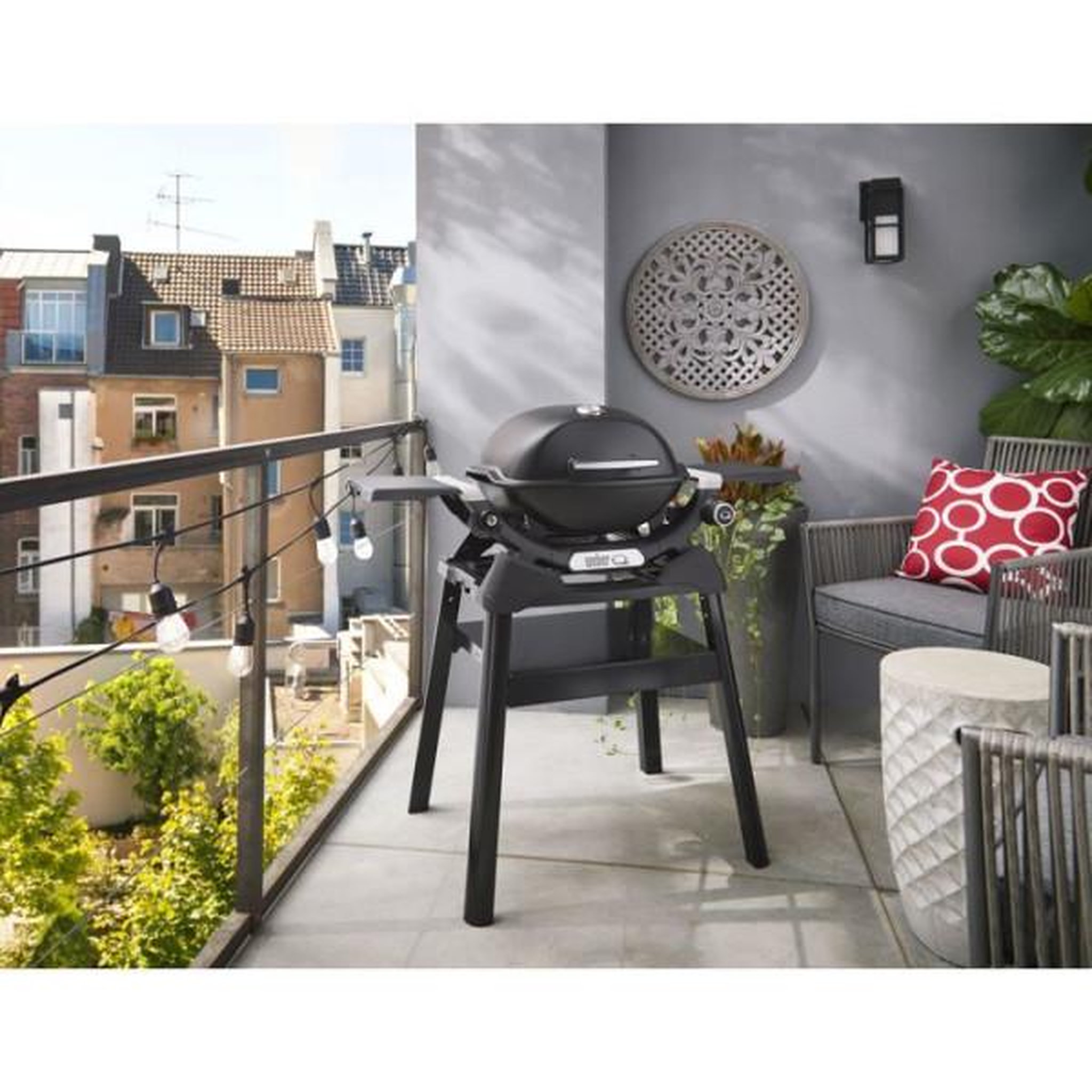 Voir la diapositive 4 : AAAAA Barbecue a gaz - Weber - Q1200N avec stand - 2,94kW - 1 brûleur en acier inoxydable - Allumage piézoélectronique - Noir