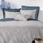 Voir la diapositive 2 : Douceur d'Intérieur Couvre-lit 2 personnes matelassé 220x240 Colombe gris microfibre
